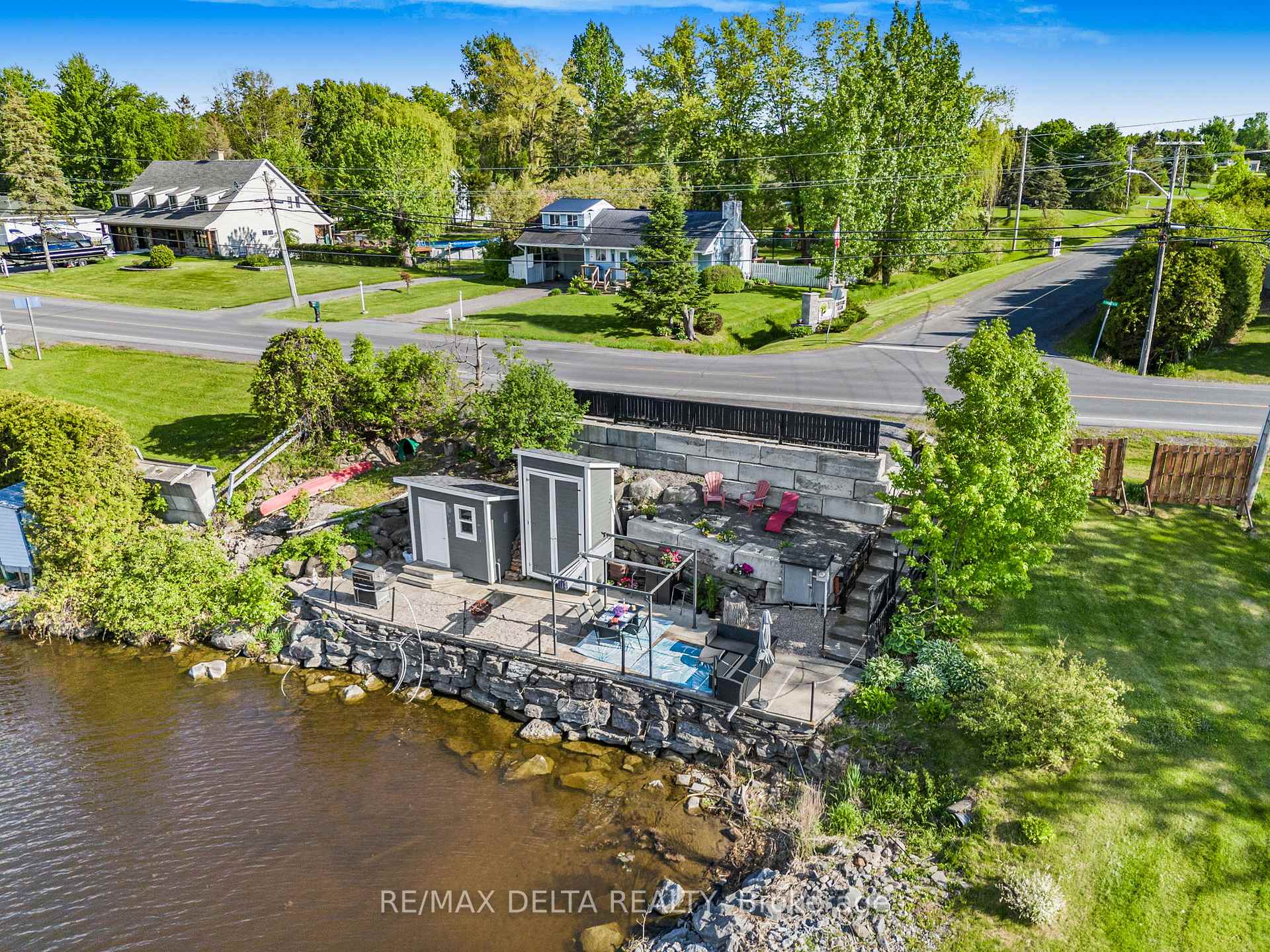 162 Front Road W, Champlain, On K0b 1k0