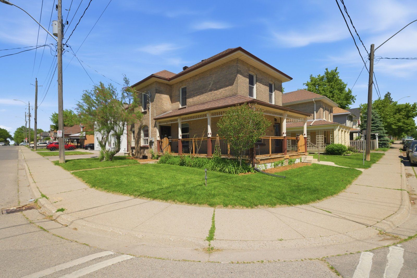 76 Brock Street, Brantford, On N3s 5v2