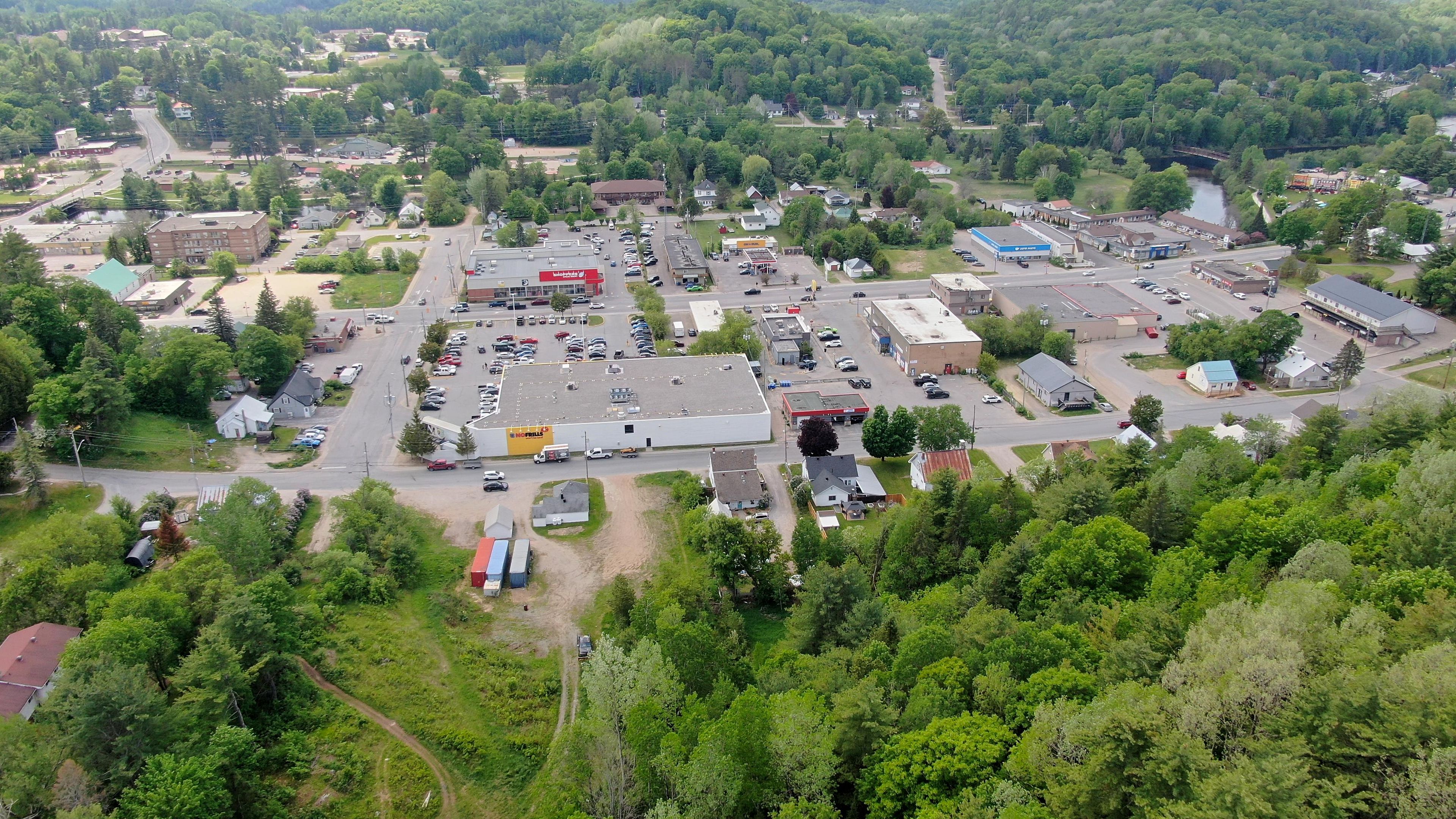 47 & 55 Cleak Avenue, Bancroft, On K0l 1c0