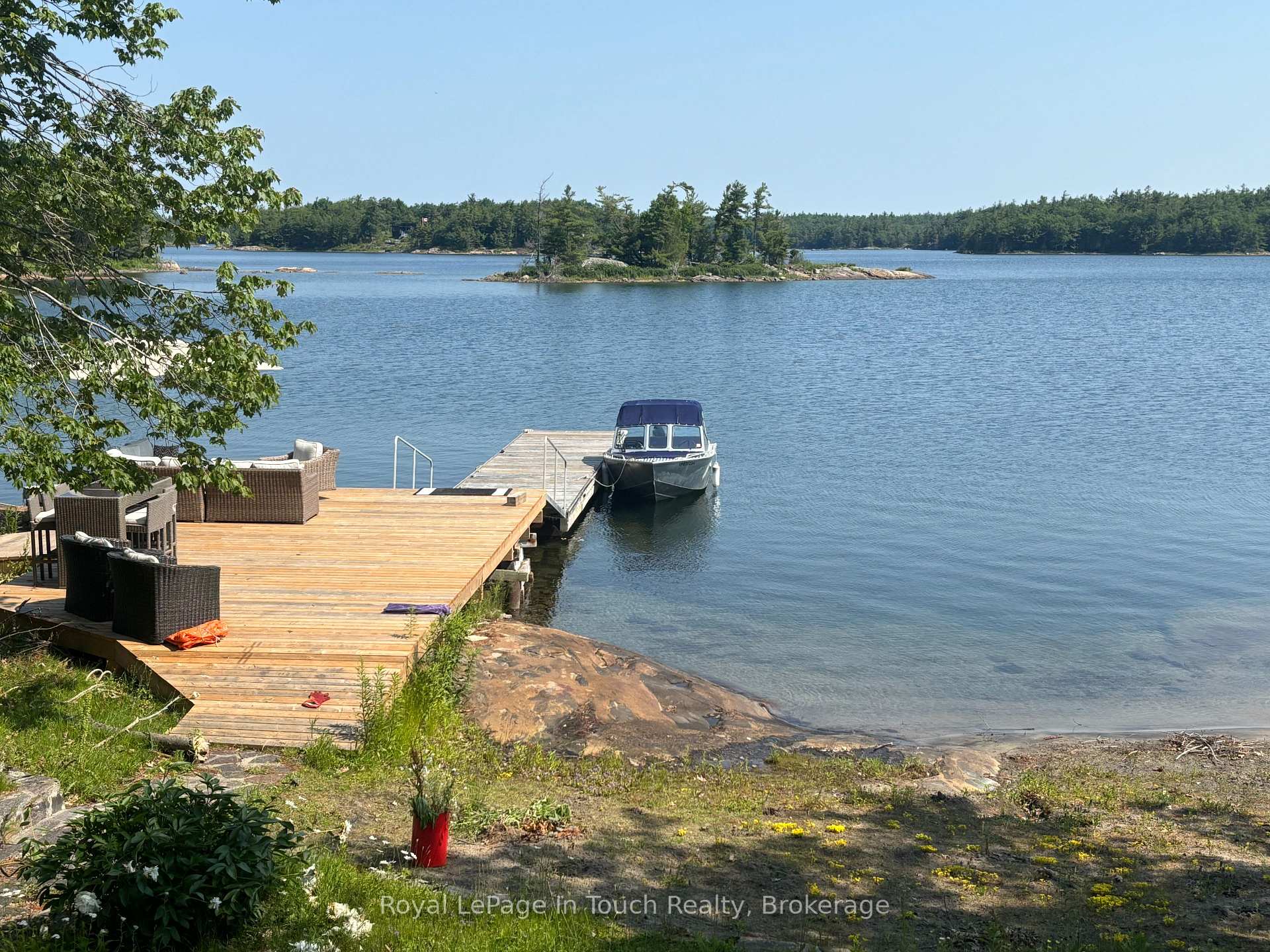 10 Underhill Island, The Archipelago, On P2a 2t4