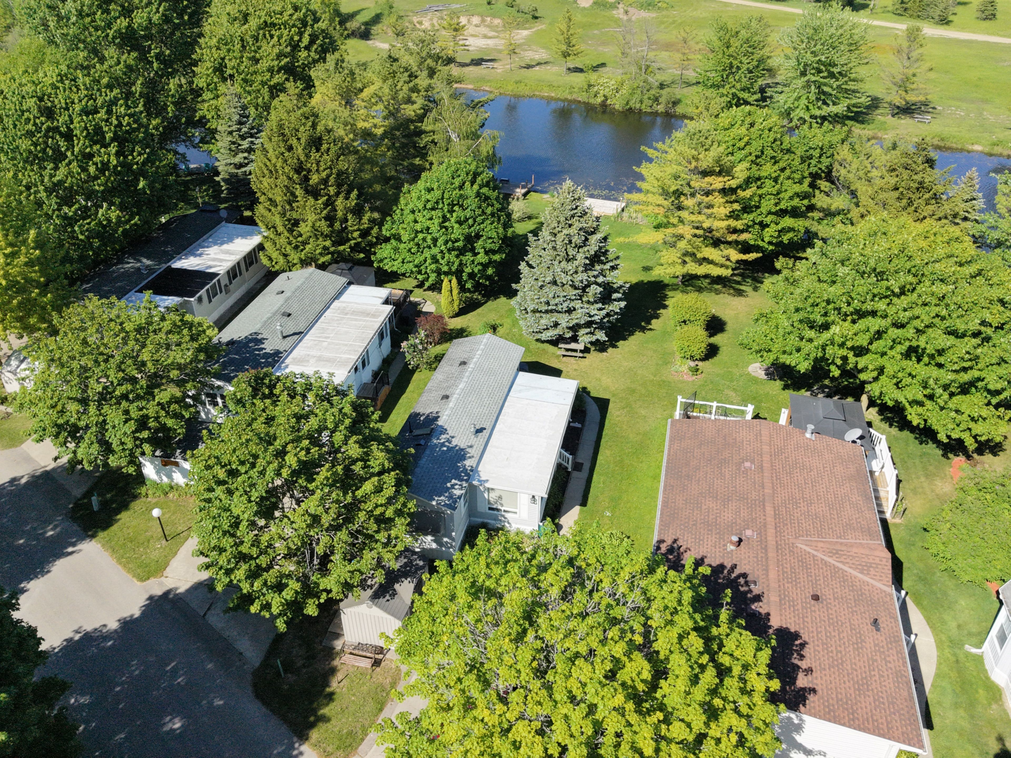 13 Southline Avenue M39, Huron-Kinloss, On N2z 2x5