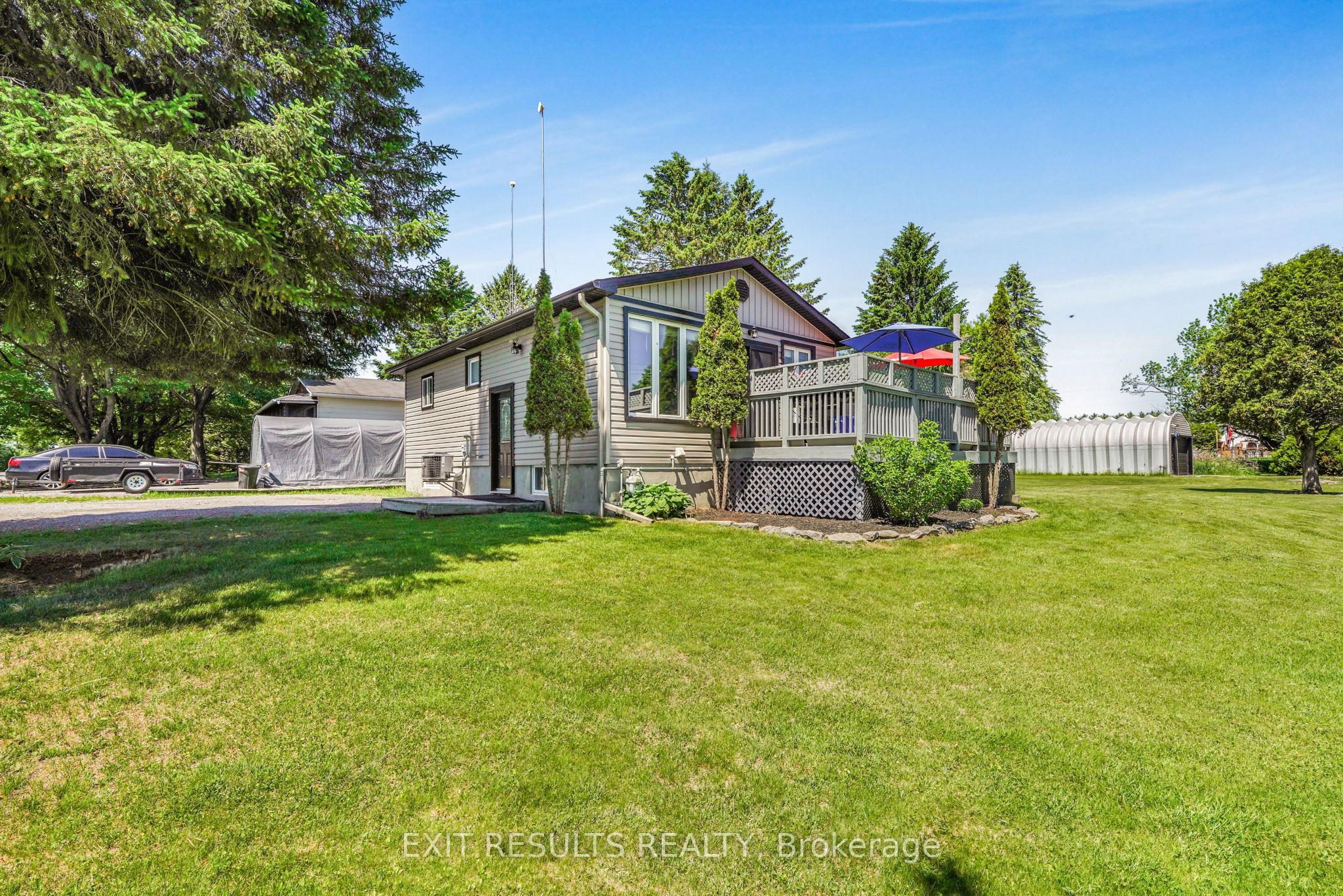 8 Beaver Lane, The Nation, On K0a 2m0
