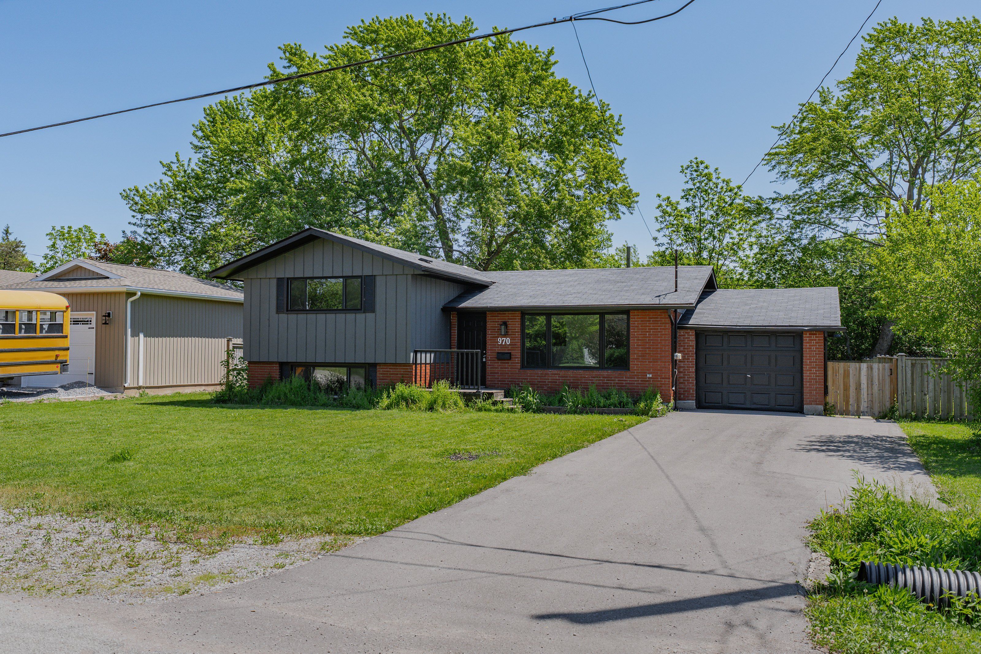 970 Parkdale Avenue, Fort Erie, On L2a 5b6