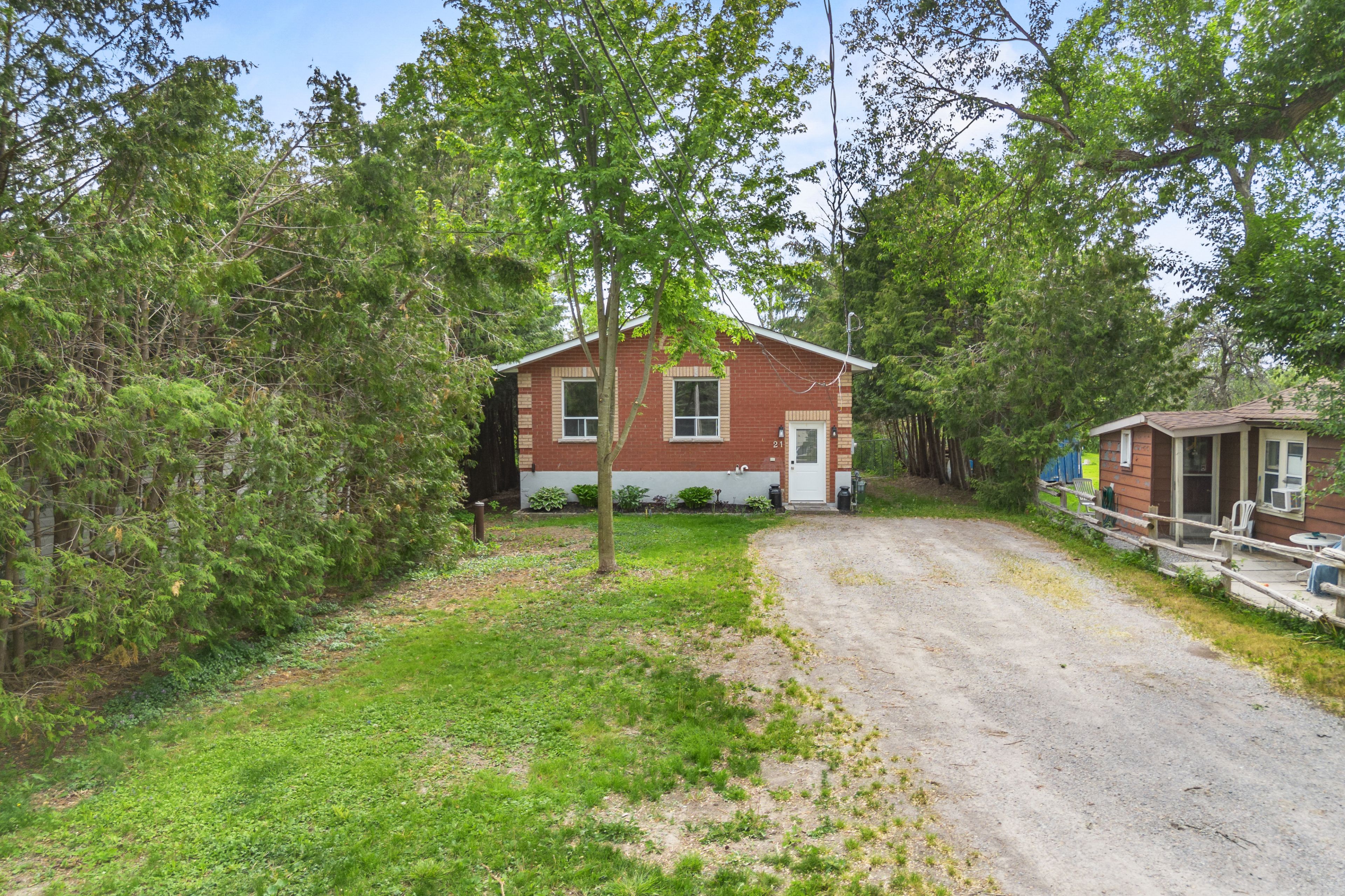 21 Alma Street N, Kawartha Lakes, On K0l 2w0