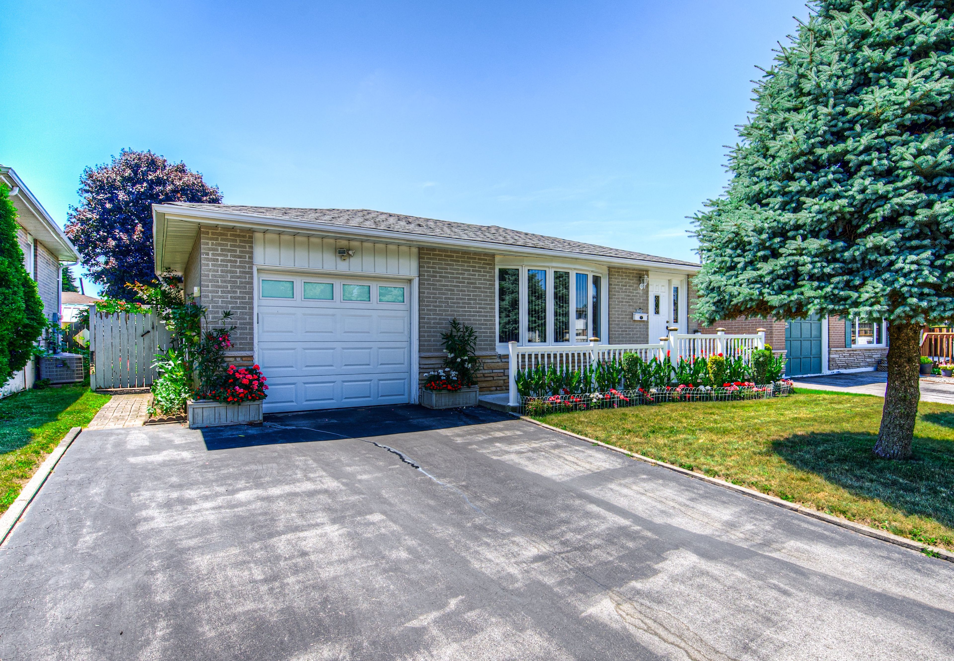 1227 Valentine Drive, Cambridge, On N3h 2p1