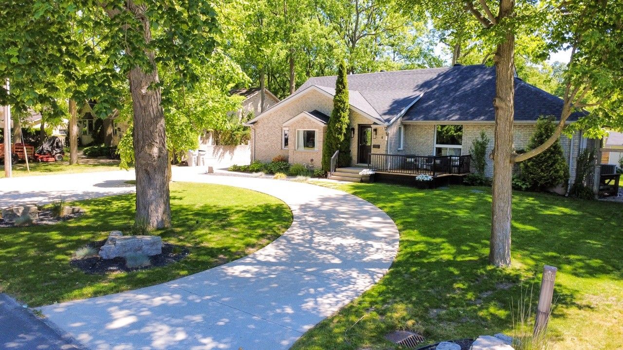 6 Prince Albert Street, Middlesex Centre, On N0l 1e0
