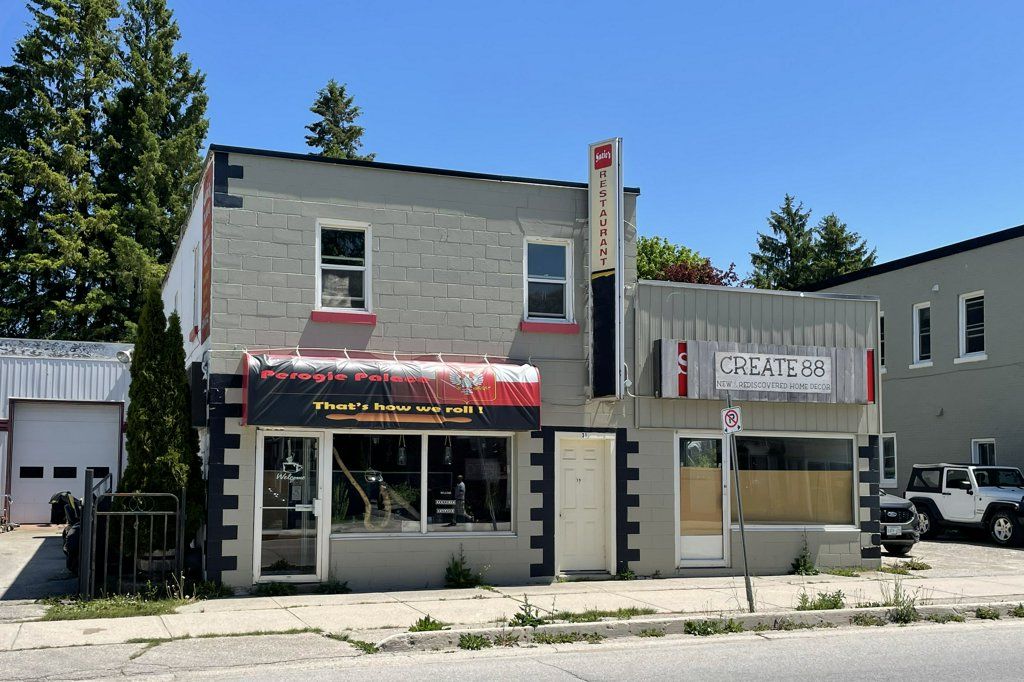 31 Sykes Street S, Meaford, On N4l 1p4