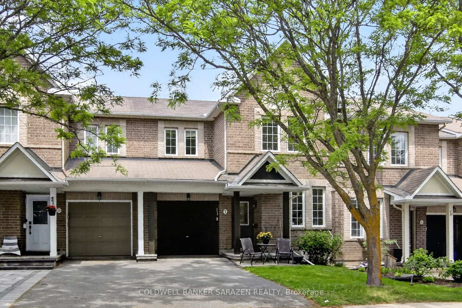 7 Barnstone Drive, Barrhaven, On K2g 6x2