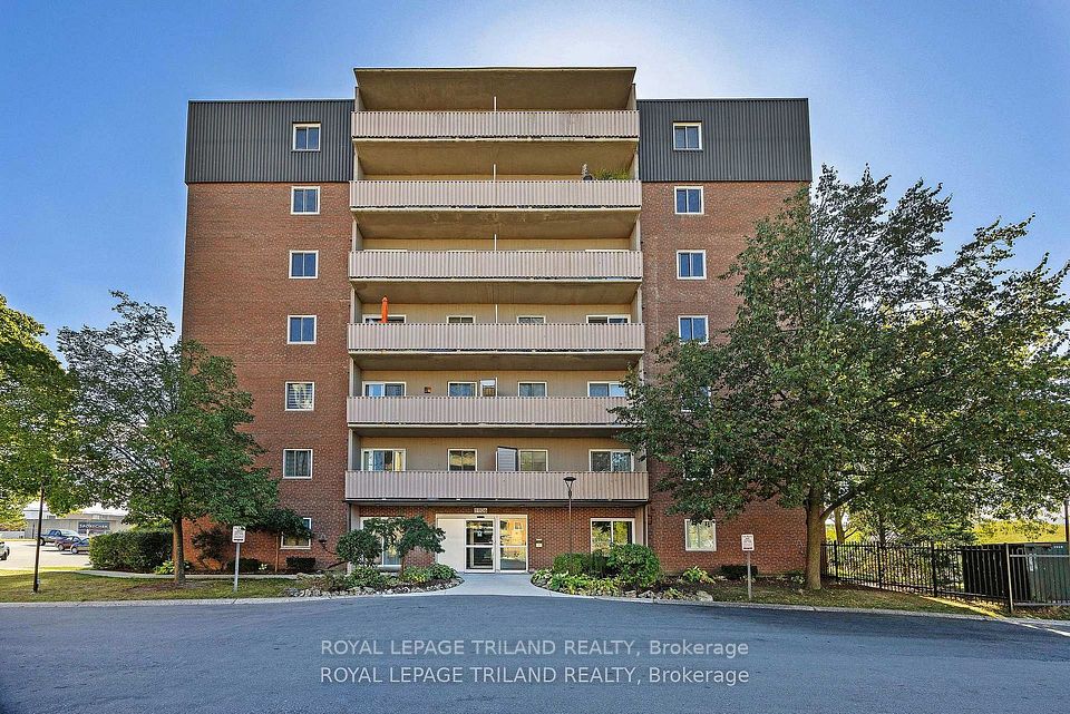 1106 Jalna Boulevard 302, London South, On N6e 2r9