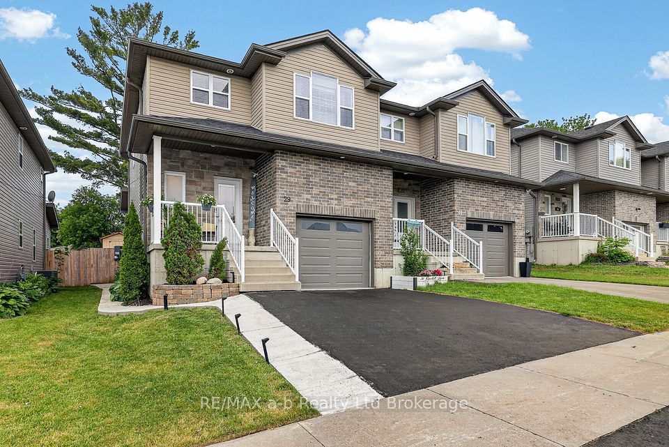 29 Kendell Lane, Ingersoll, On N5c 0b7