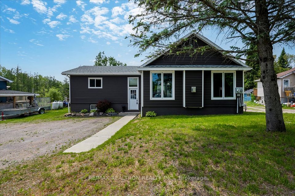 45 Joseph Street, Georgian Bay, On P0c 1h0