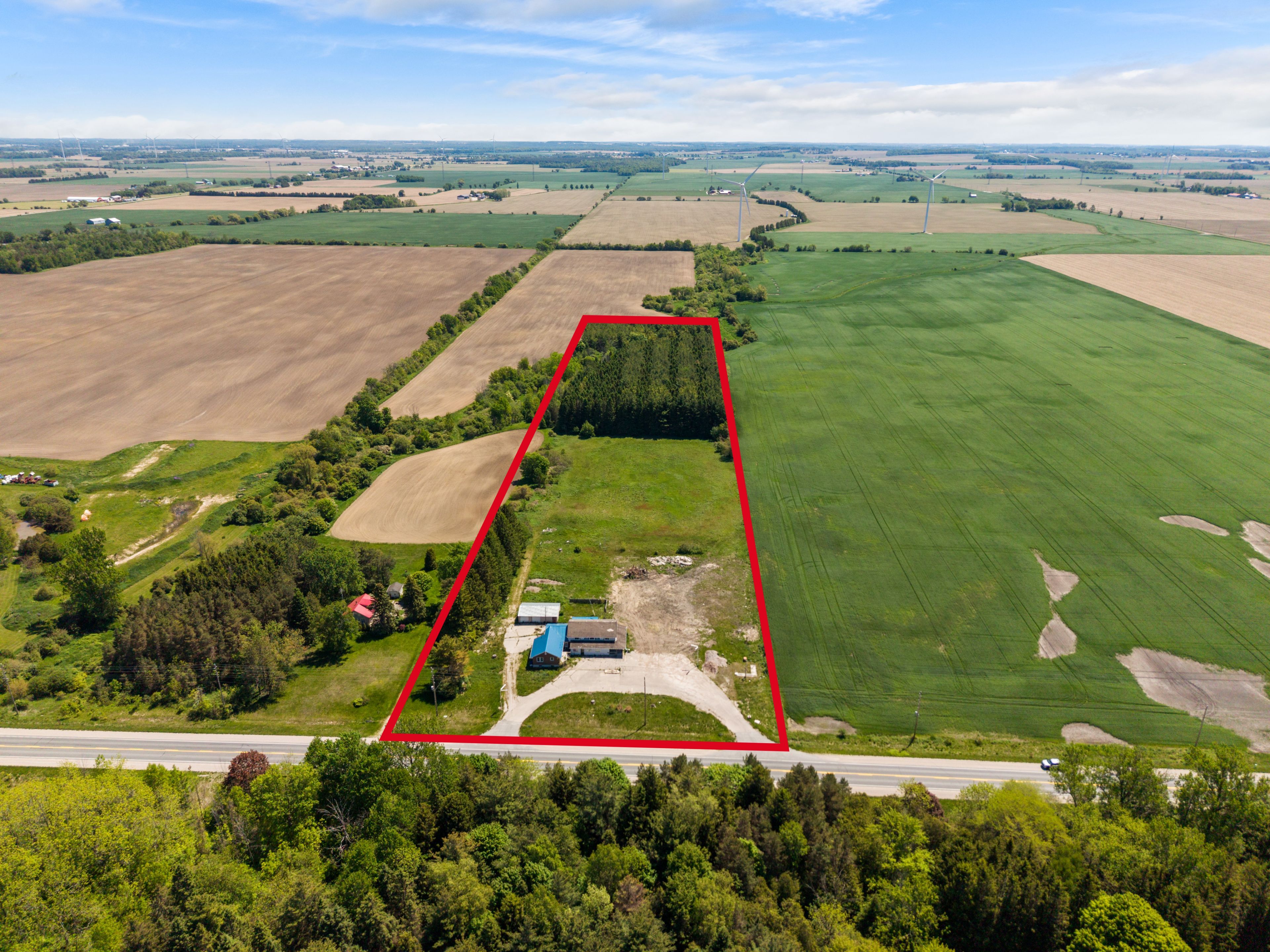 82522 Bluewater Highway, Ashfield-Colborne-Wawanosh, On N7a 3x9