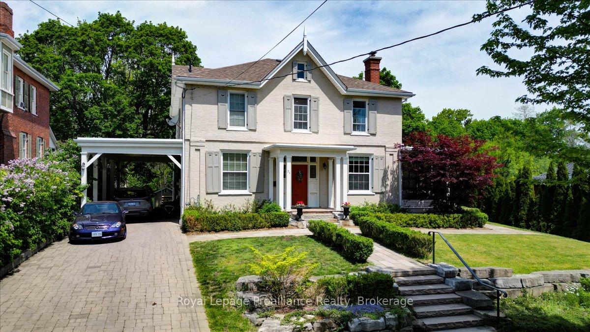 94 Dorset Street W, Port Hope, On L1a 1g2