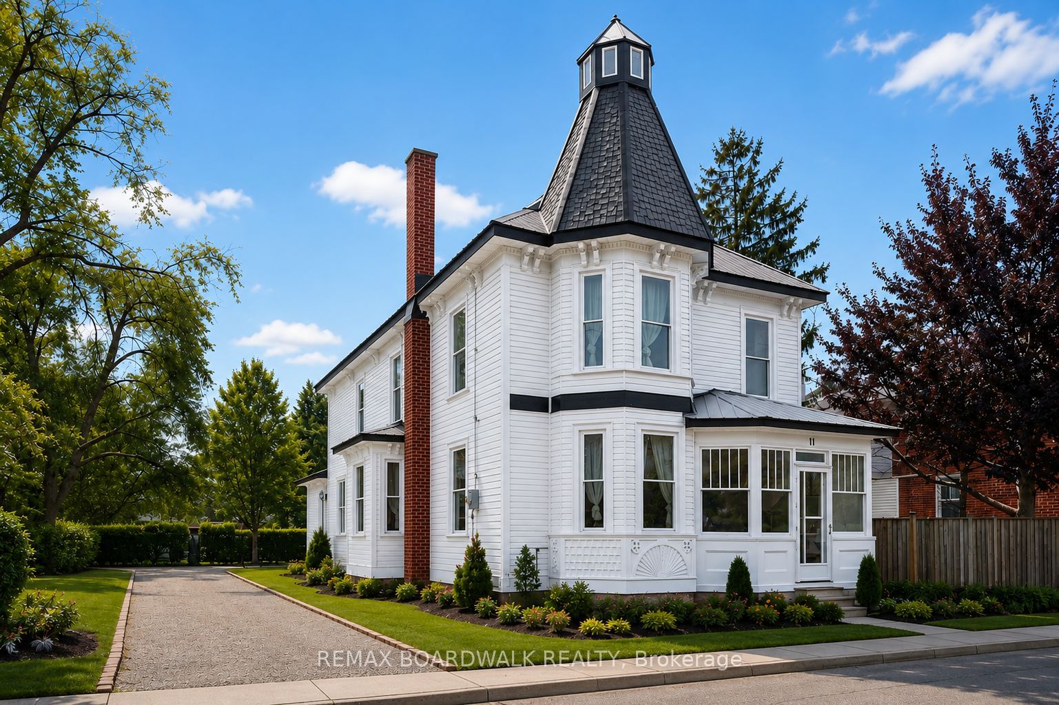11 Alfred Street, Smiths Falls, On K7a 4h6
