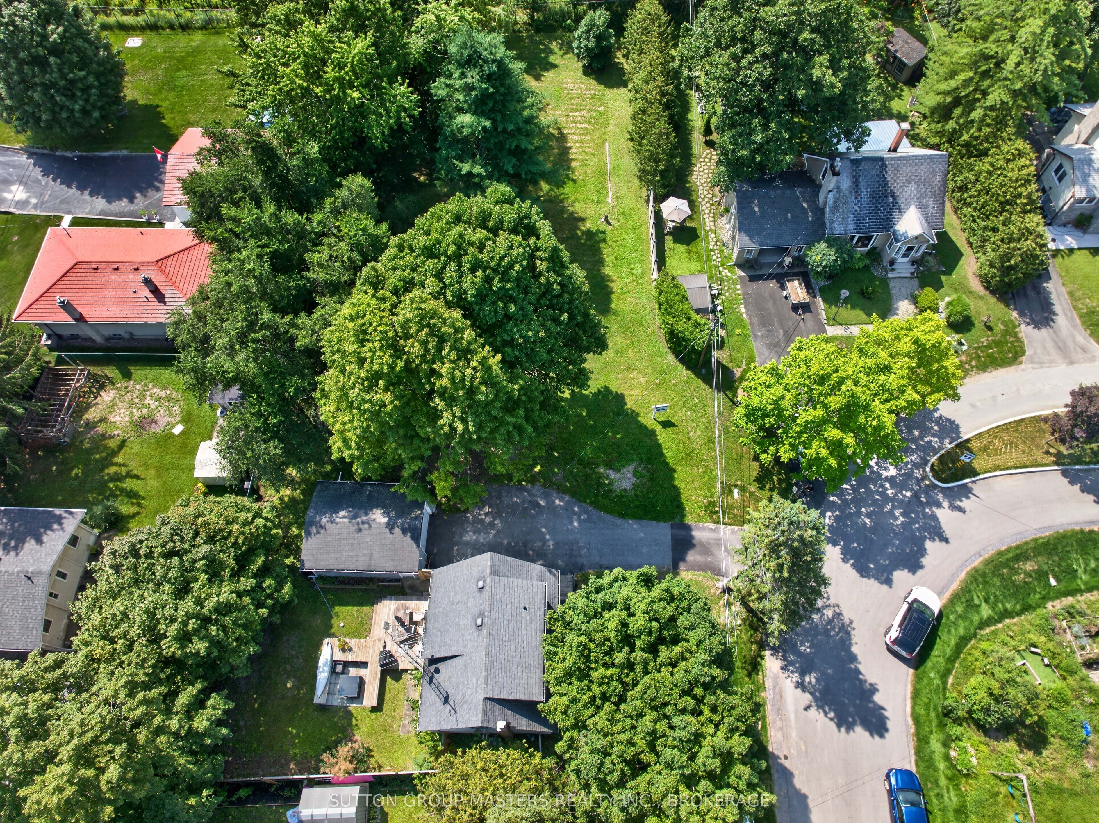 1666 Victoria Street, Kingston, On K7m 5h3