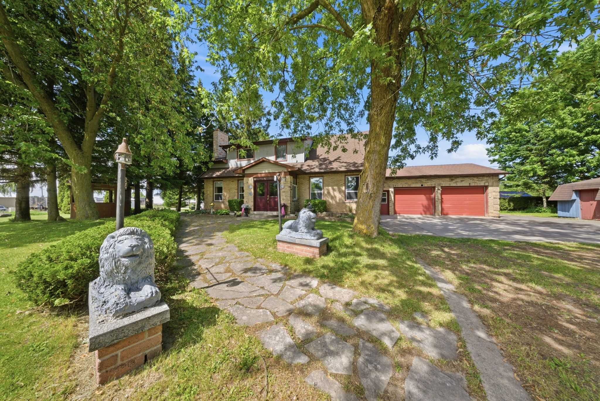 800 Tremaine Avenue S, North Perth, On N4w 3g9