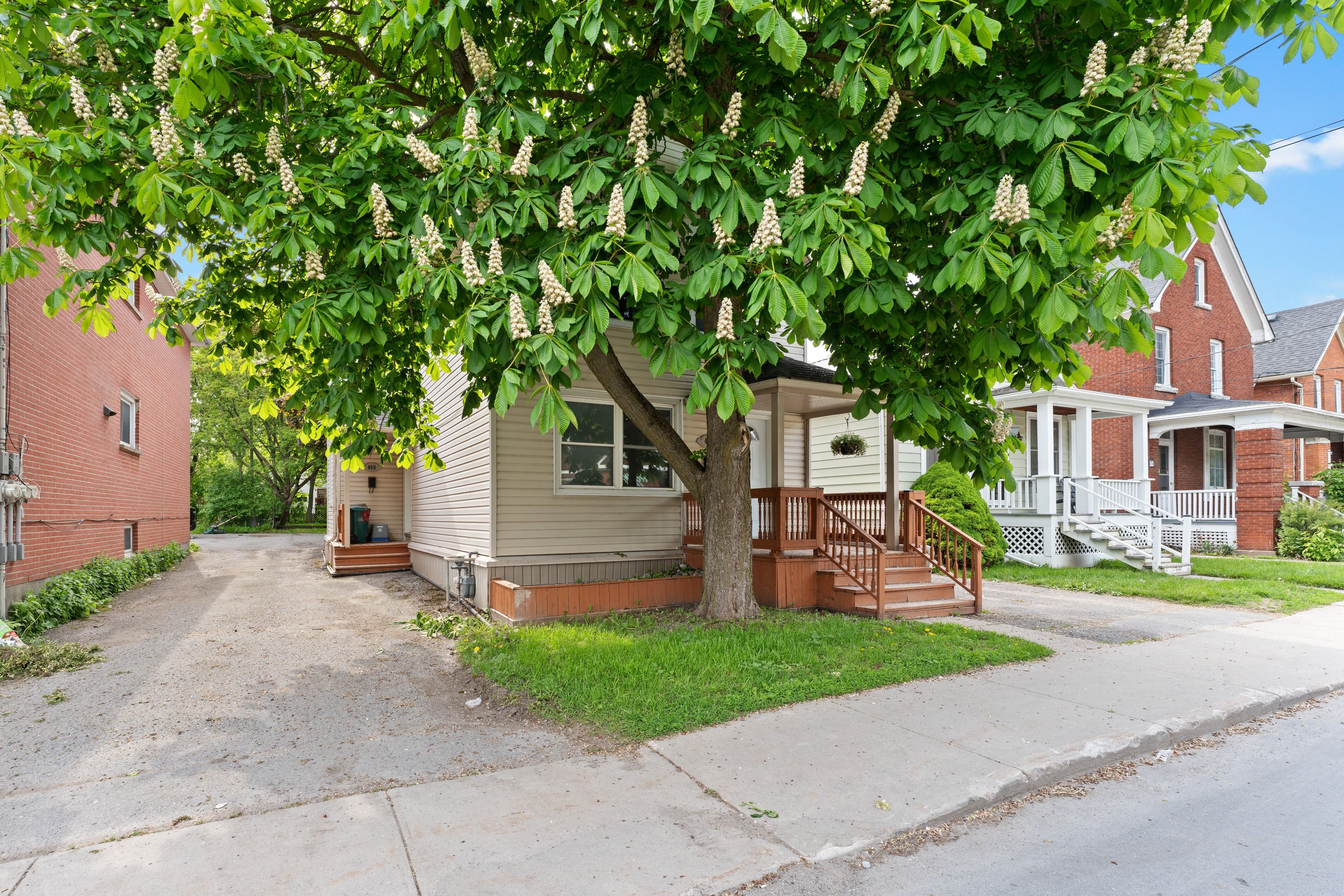 468-470 Victoria Street, Kingston, On K7l 3z7