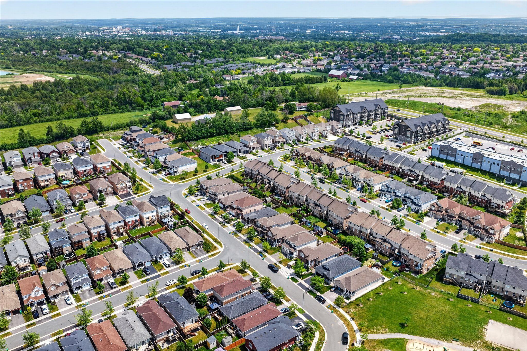 645 Goodwin Terrace, Peterborough, On K9j 0h6