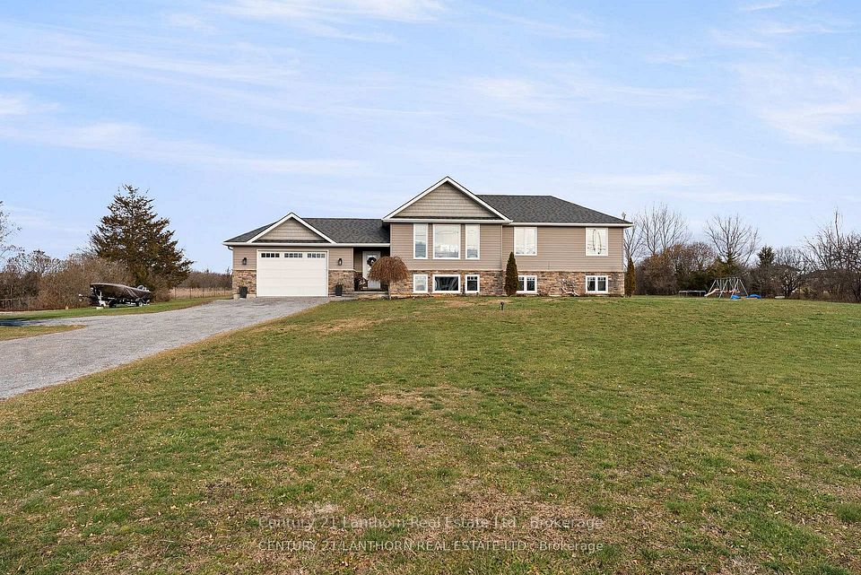 20846 Loyalist Parkway, Prince Edward County, On K0k 1t0