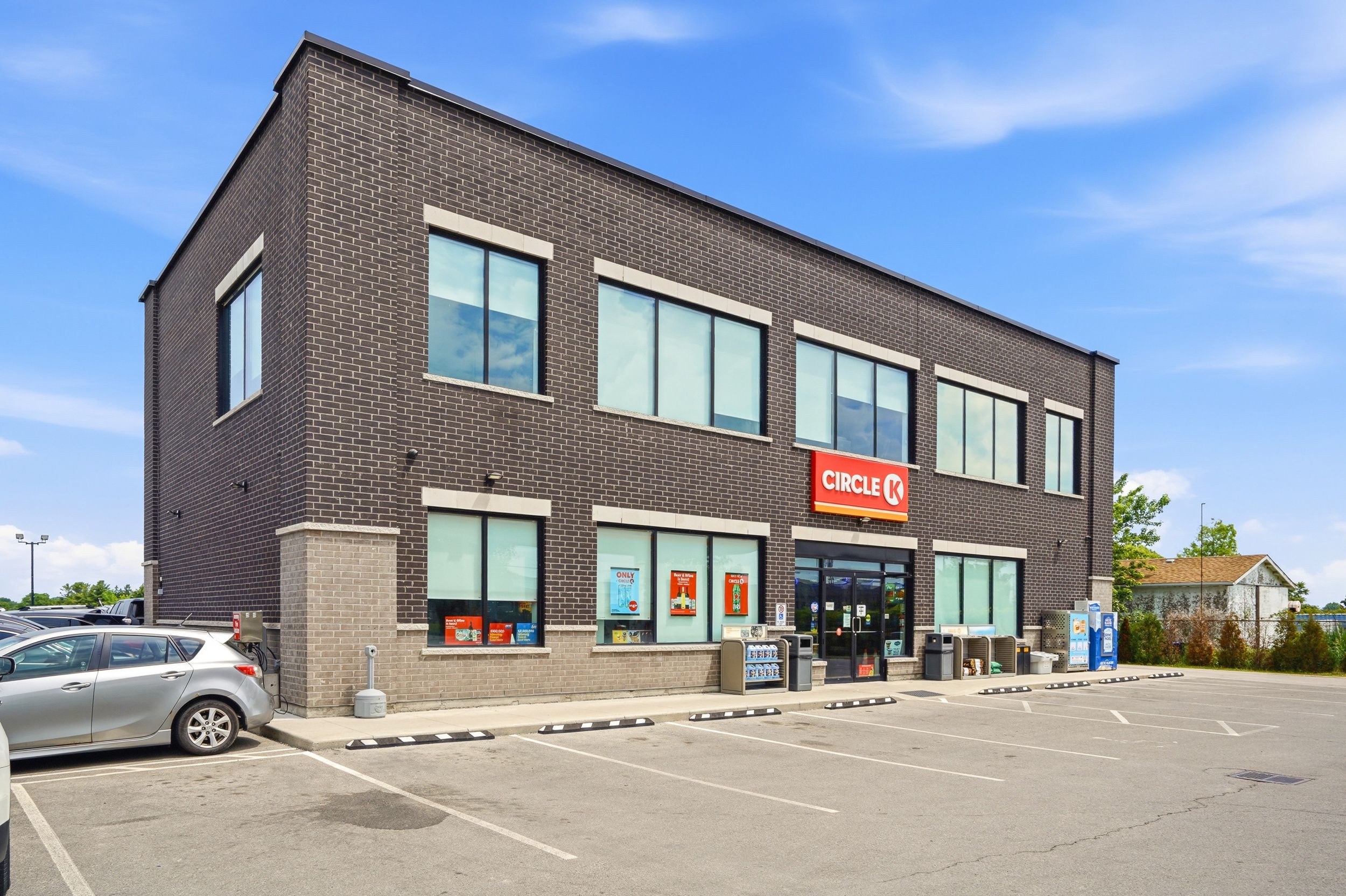 1387 Fourth Avenue, St. Catharines, On L2r 6p9