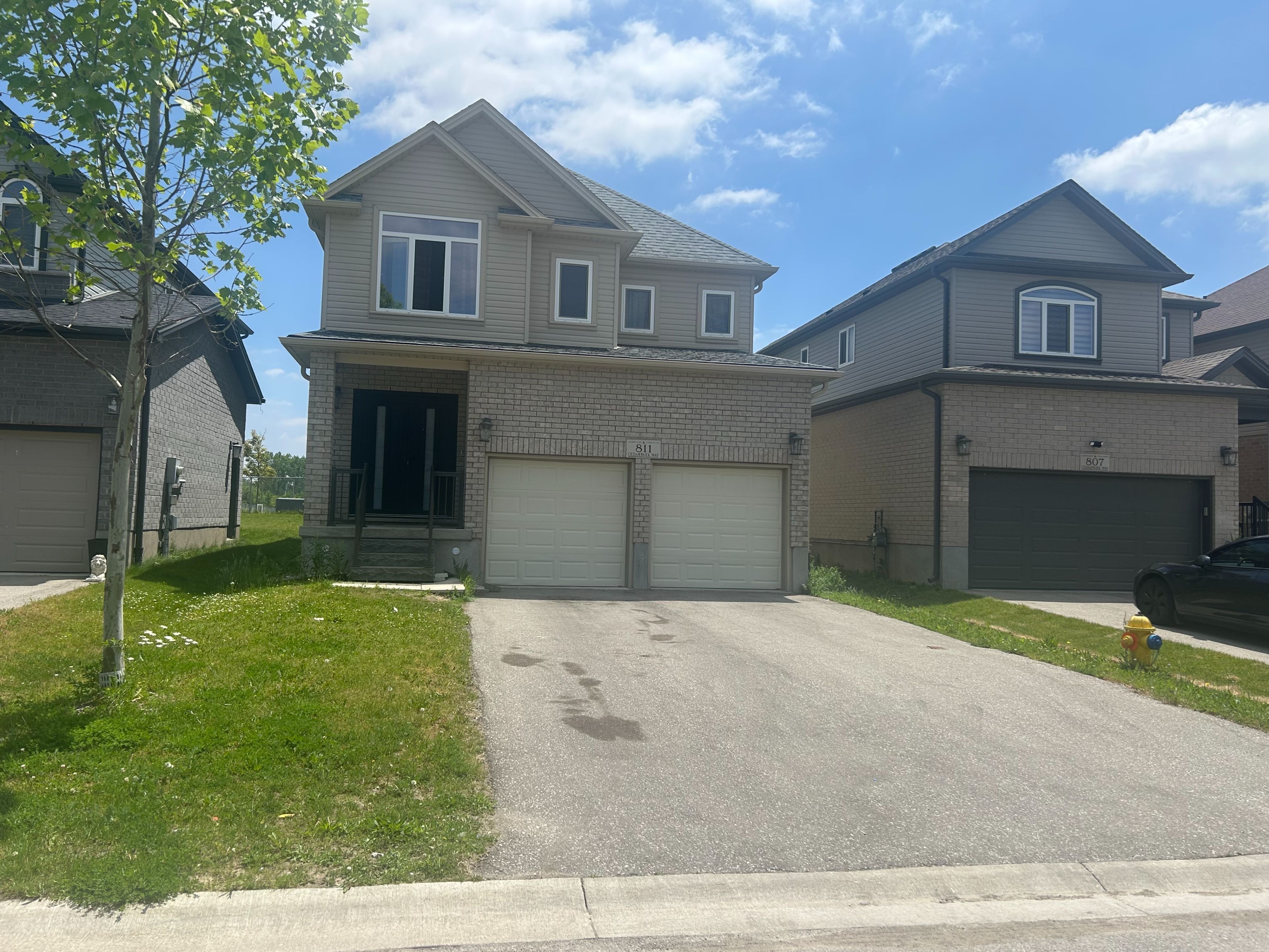 811 Cedarpark Way, London North, On N5x 0c3