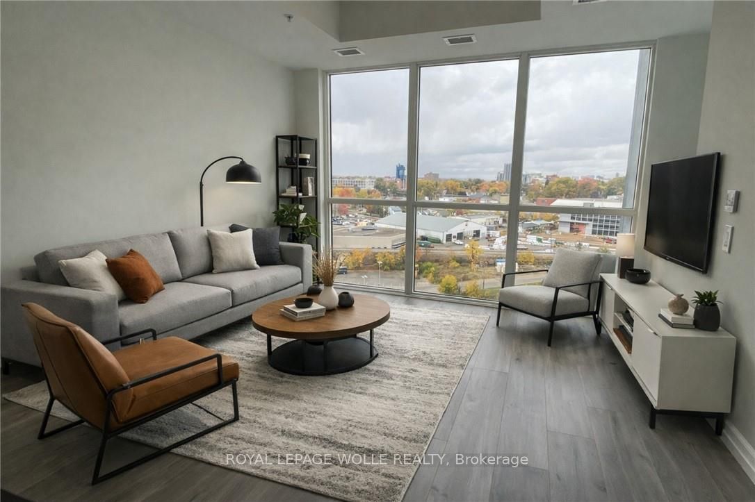 108 Garment Street 1110, Kitchener, On N2g 0e2