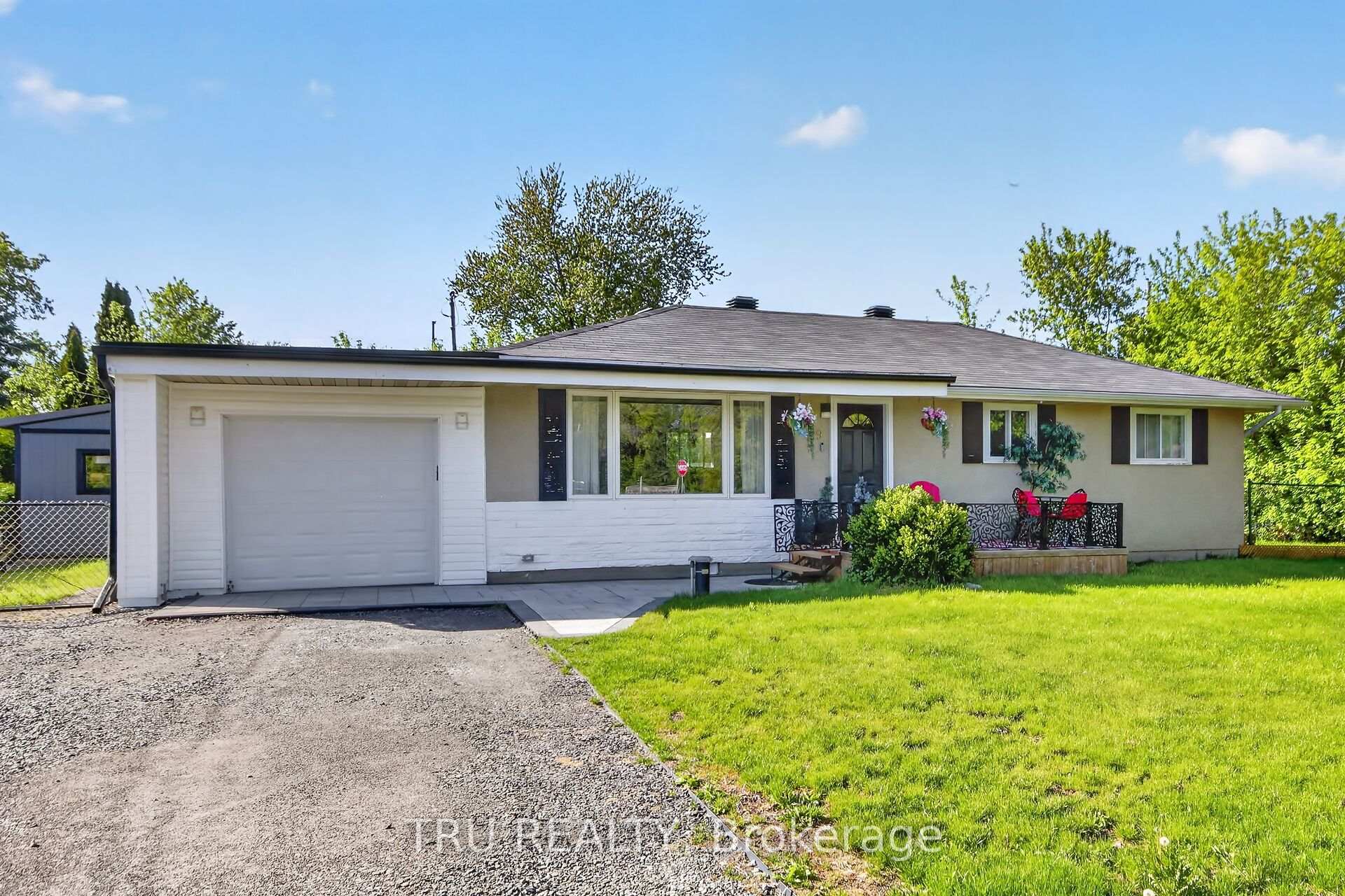19 Todd Drive, Stittsville - Munster - Richmond, On K0a 2z0