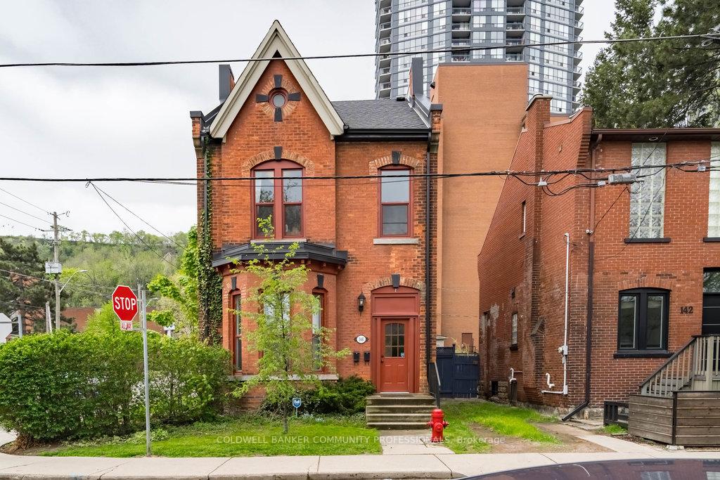 146 Forest Avenue, Hamilton, On L8n 1x5