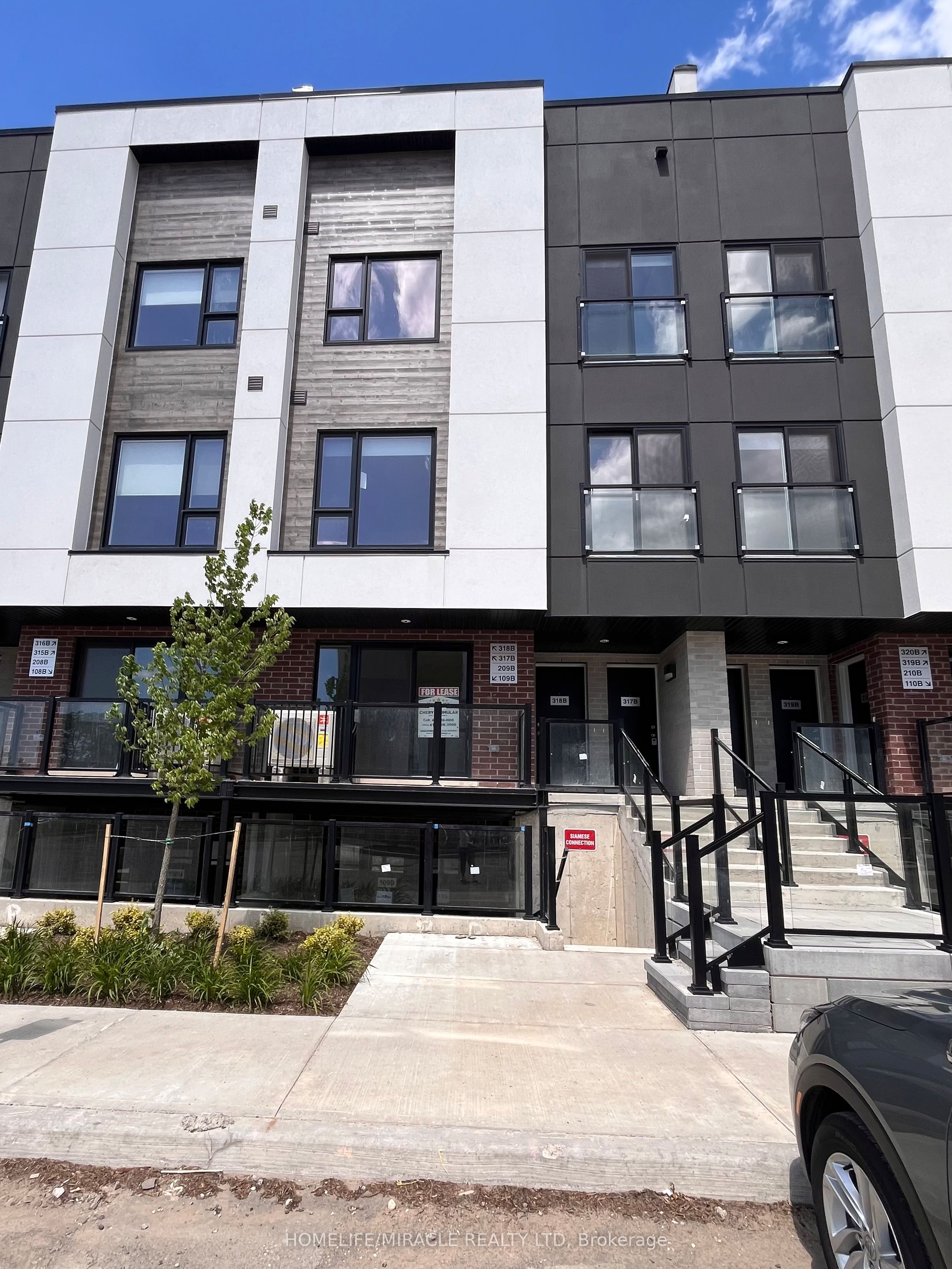 16 Melbourne Avenue 209b, St. Catharines, On L2p 3j8