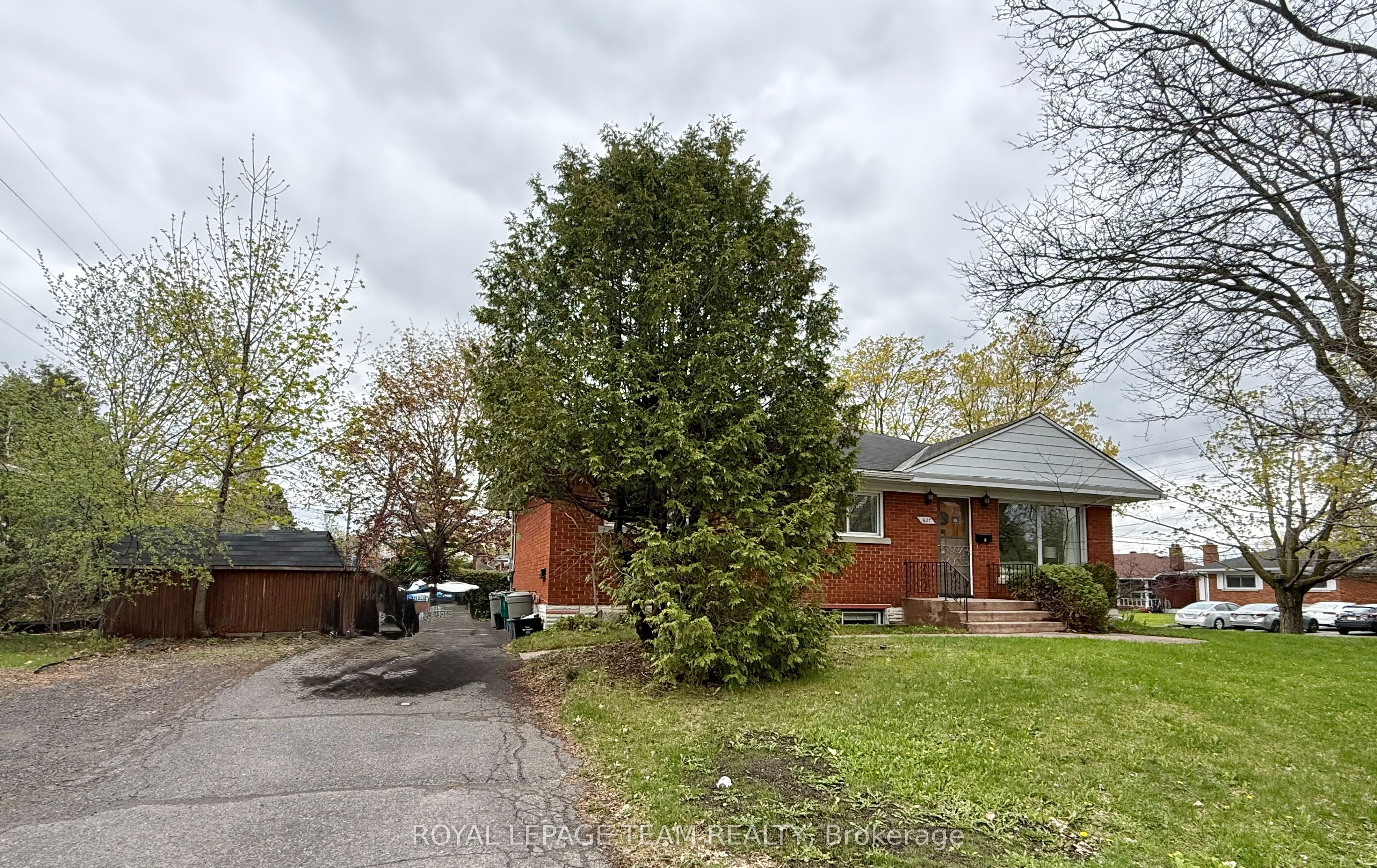 1627 Chaucer Avenue 1 & 2, Alta Vista And Area, On K1g 0r7