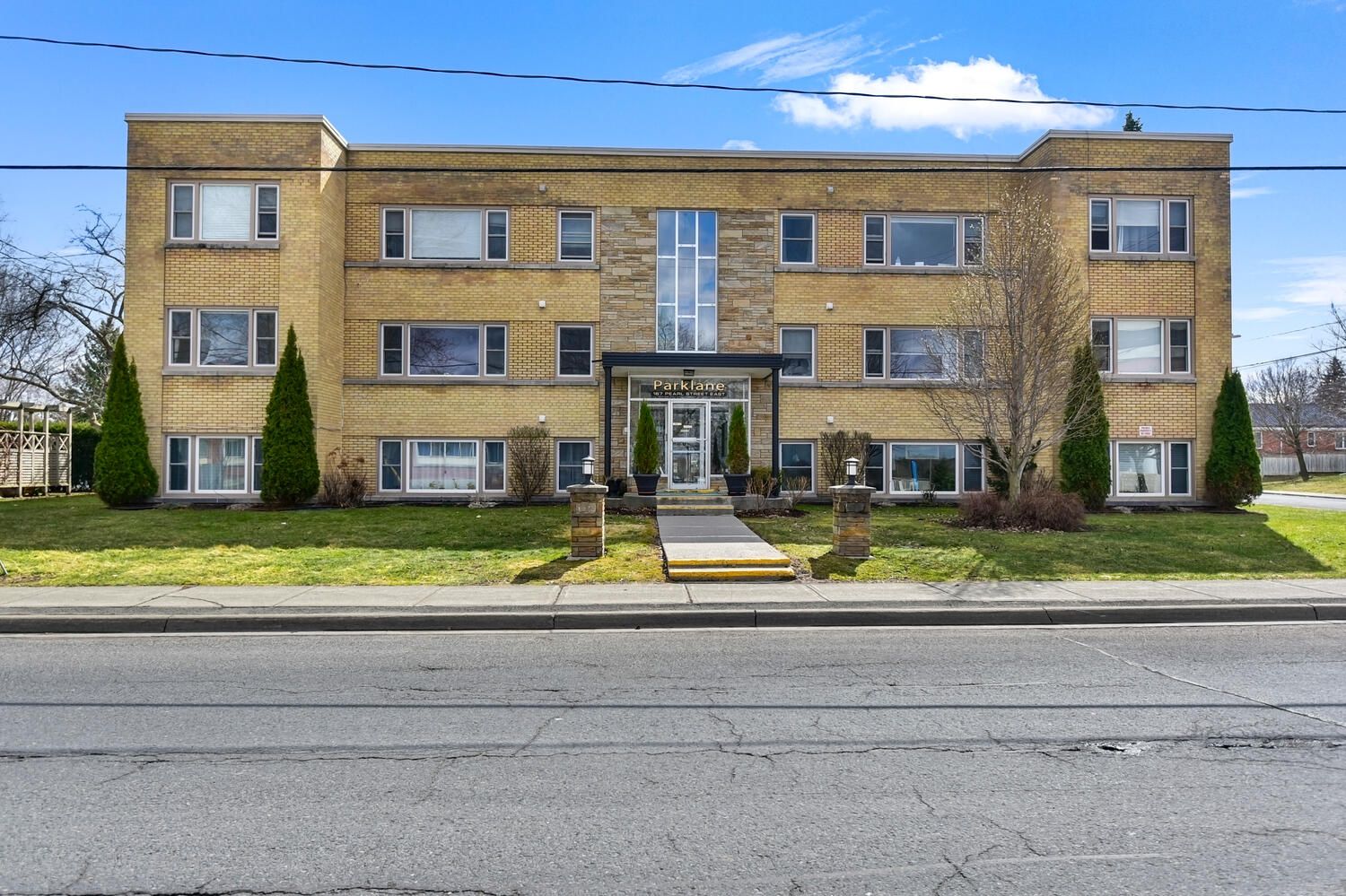 167 E Pearl Street E 11, Brockville, On K6v 1r5