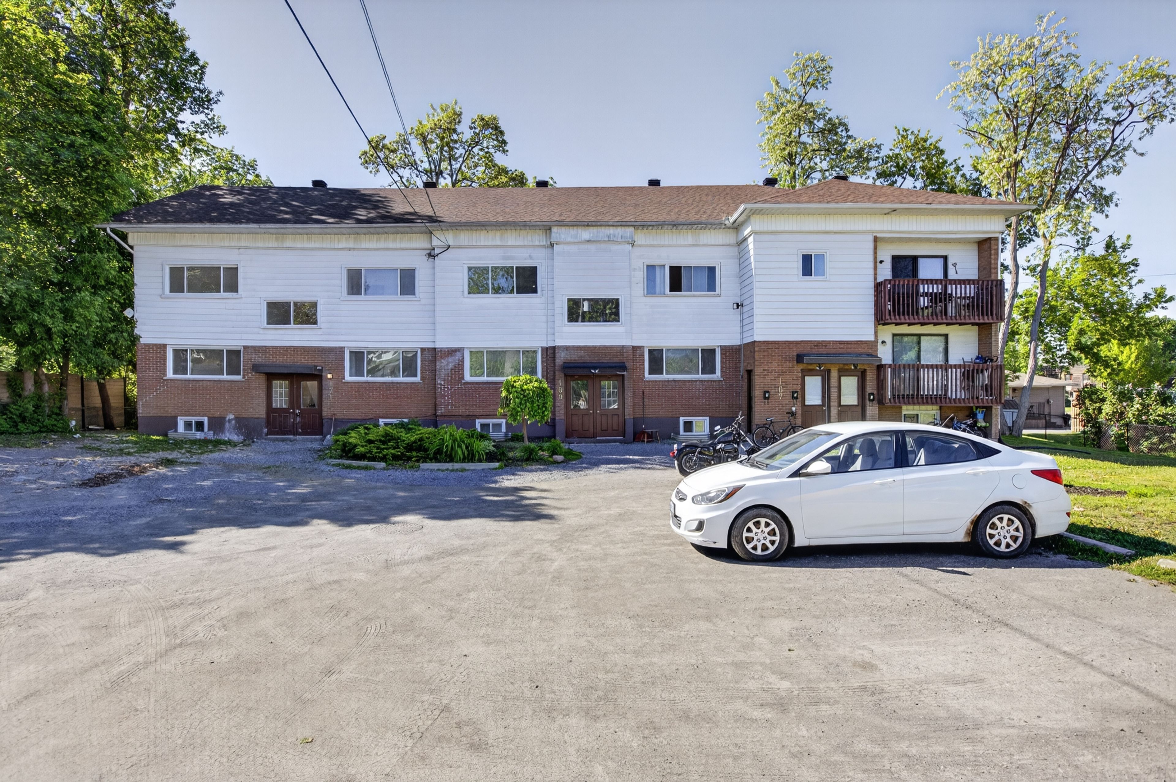 171 Hazlitt Street 1, Peterborough, On K9h 1l8