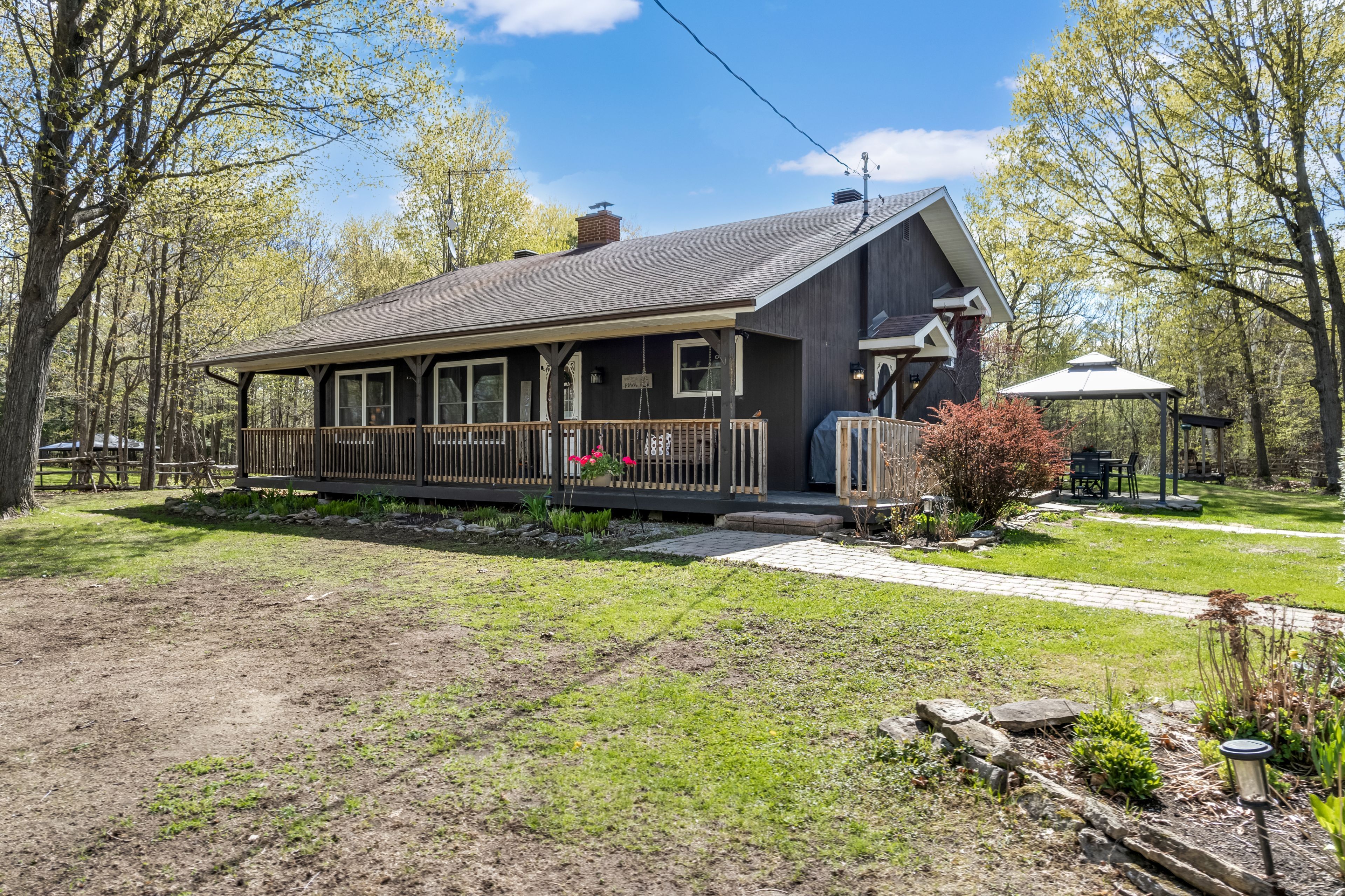 3 Tower Road, Rideau Lakes, On K0g 1l0