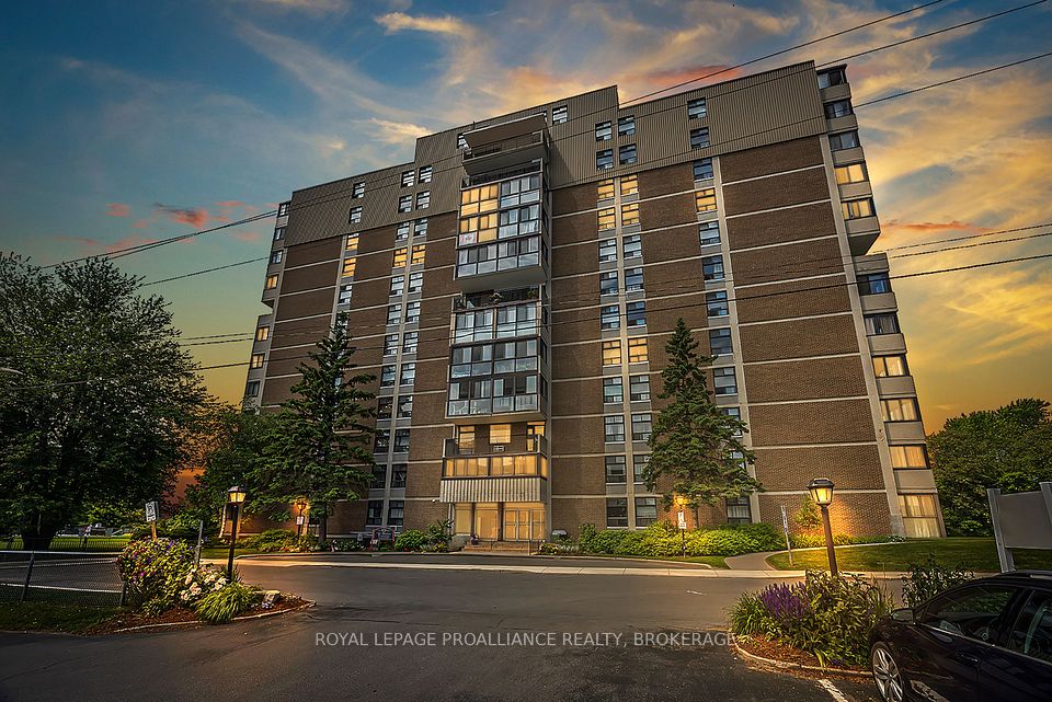 2 Mowat Avenue 806, Kingston, On K7m 1k1