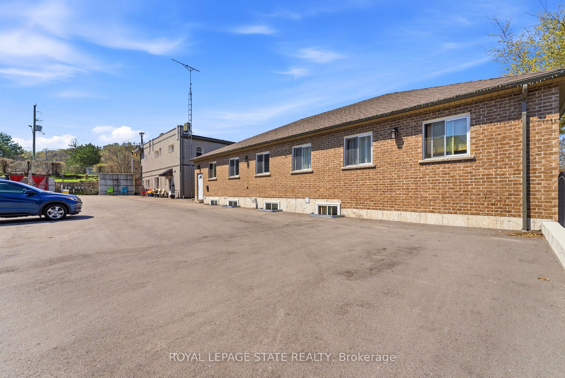 1745 King Street E, Hamilton, On L8k 1v6