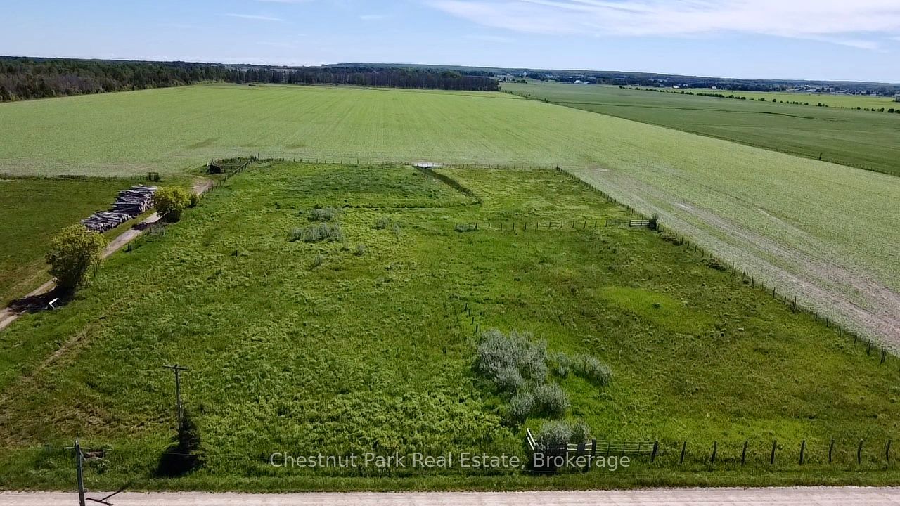 1416 The Bury Road, Northern Bruce Peninsula, On N0h 1w0