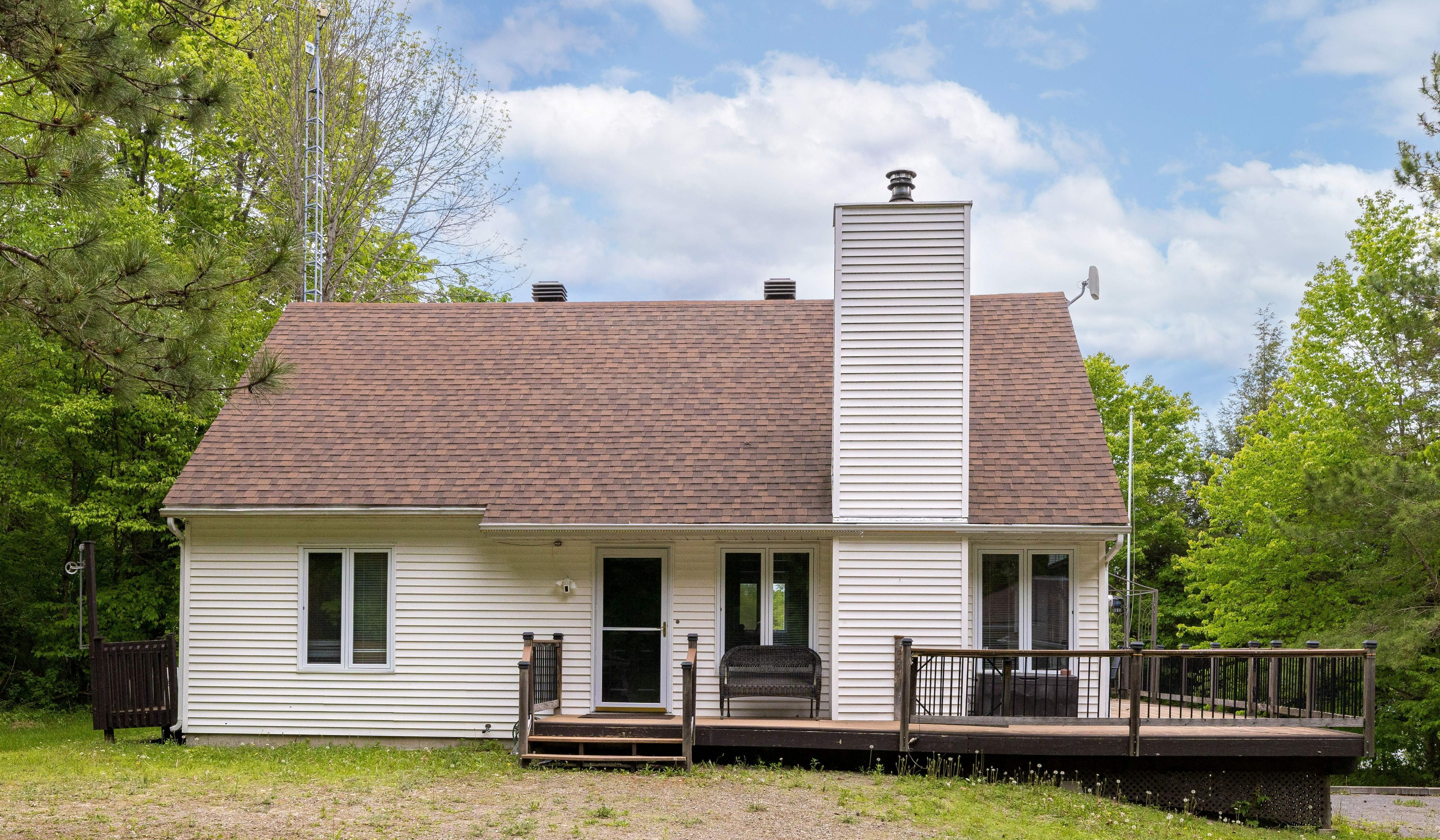 763 Narrows Lock Road 114, Rideau Lakes, On K0g 1v0