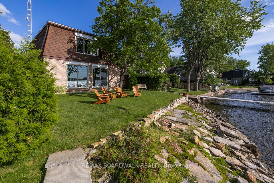 104 Avenue 4a, Beckwith, On K7c 3p2
