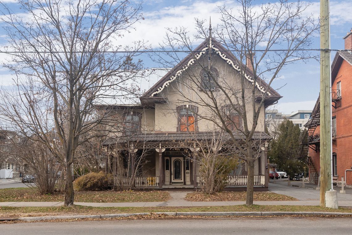245 Laurier Avenue E, Lower Town - Sandy Hill, On K1n 6p7