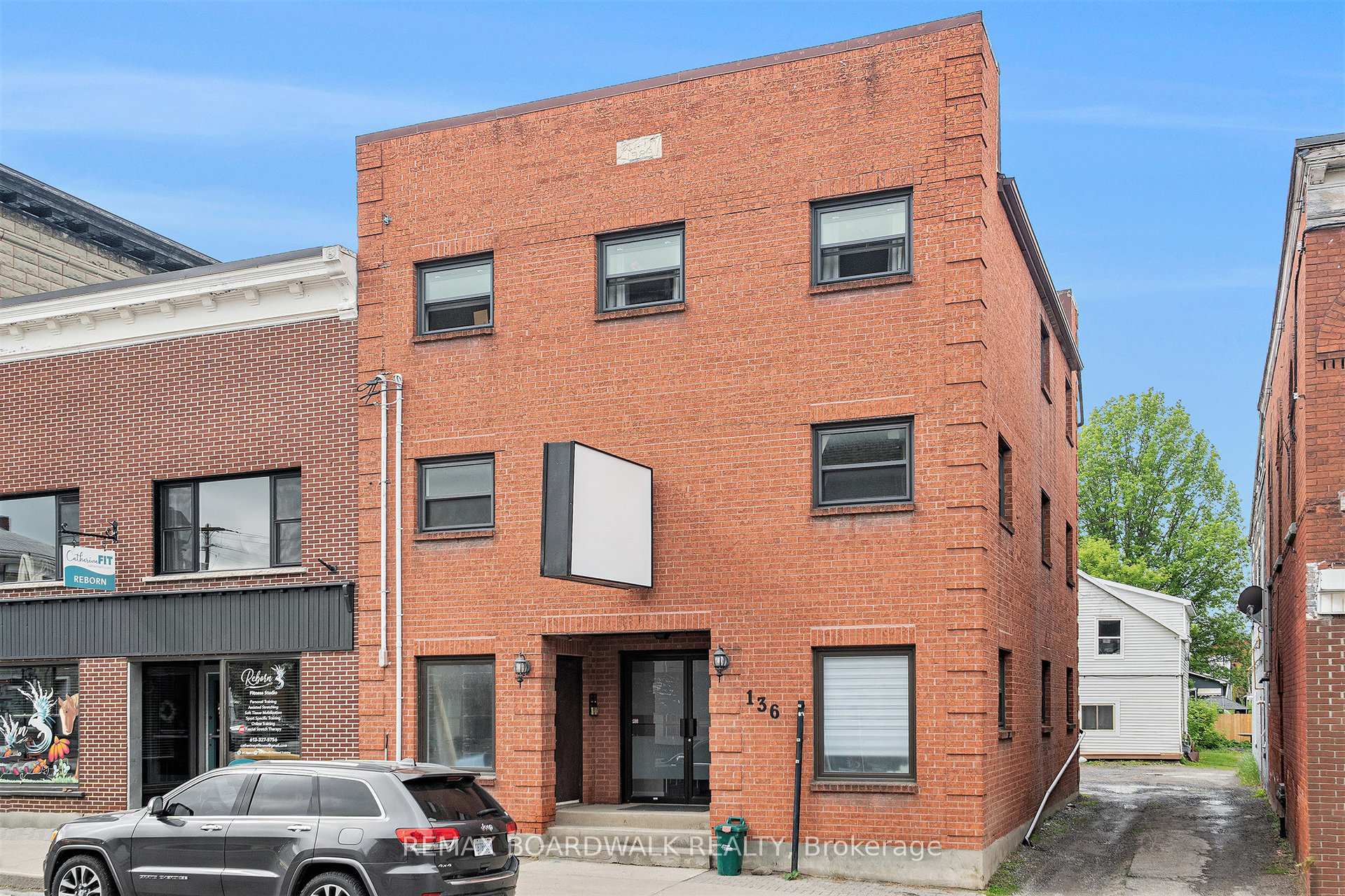 136 Prescott Street A, North Grenville, On K0g 1j0