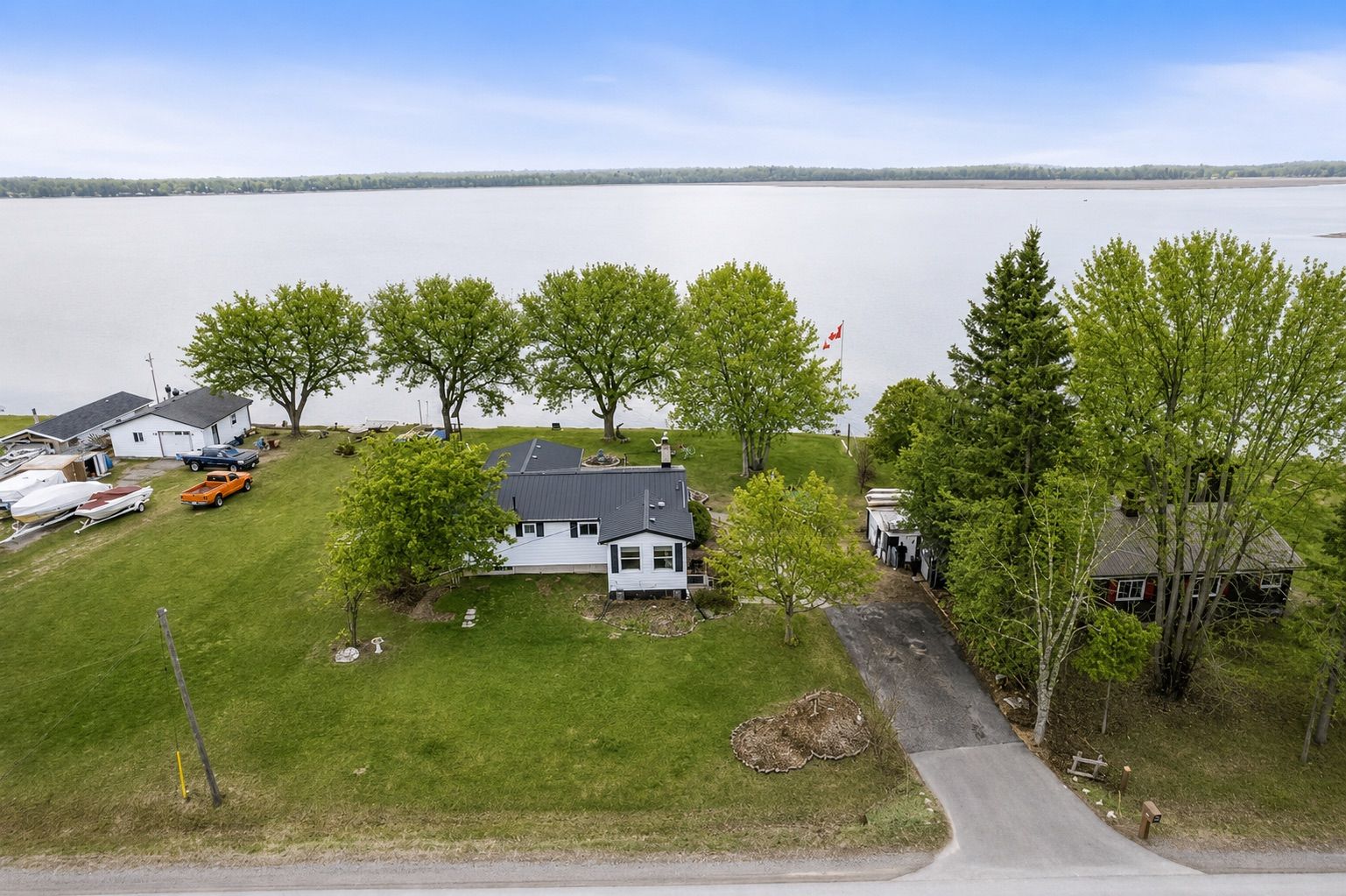 1982 Pigeon Lake Road, Kawartha Lakes, On K9v 4r5