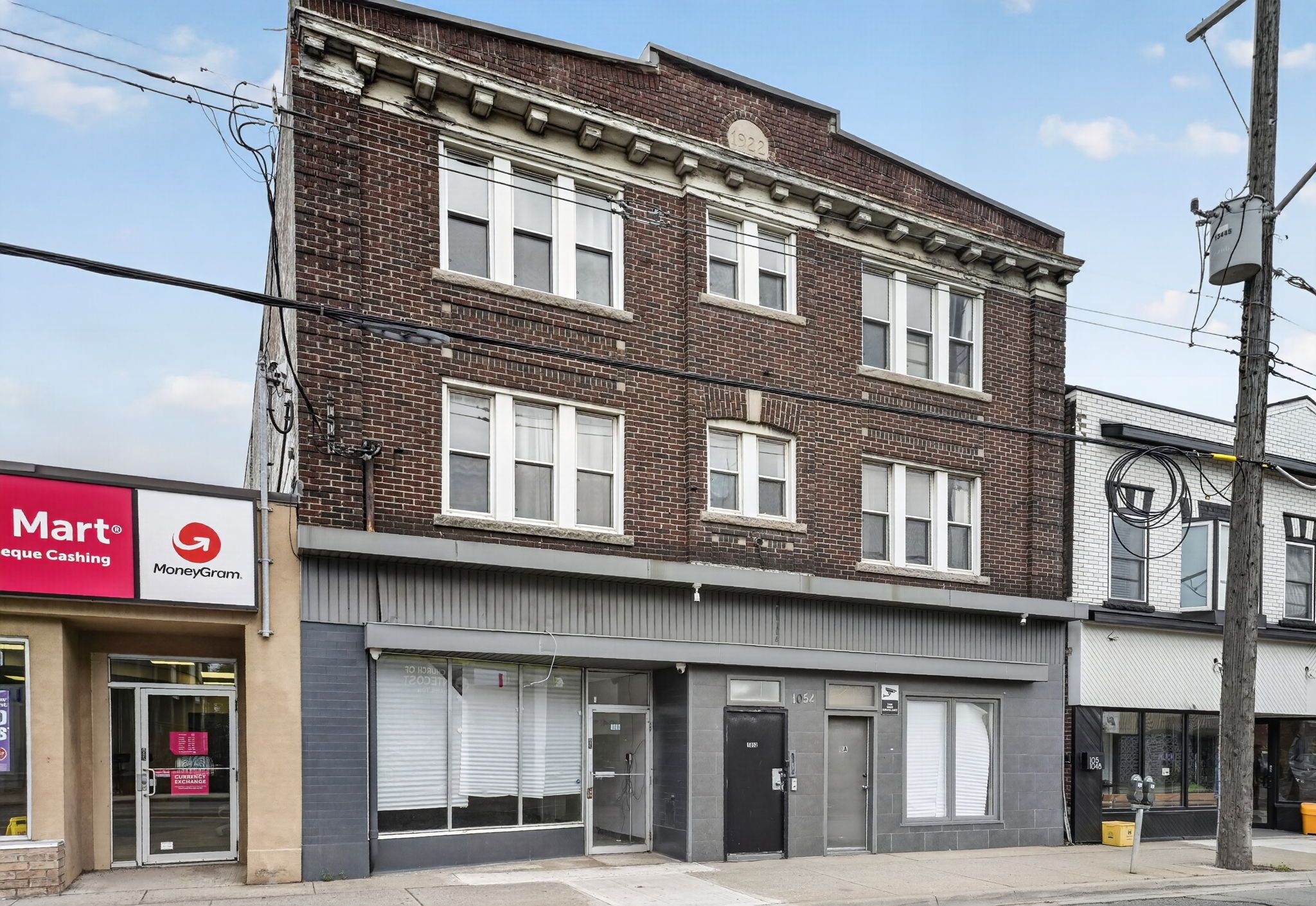 1052 - 1054 Barton Street E, Hamilton, On L8l 3e5