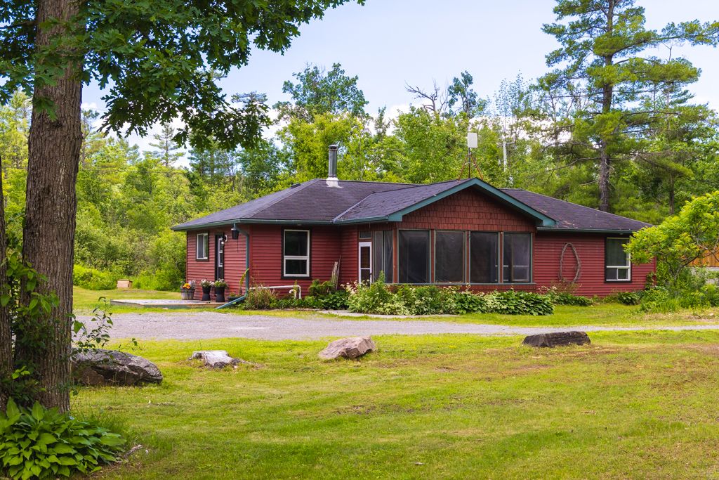 17 Fire Rte 79, Trent Lakes, On K0l 1j0