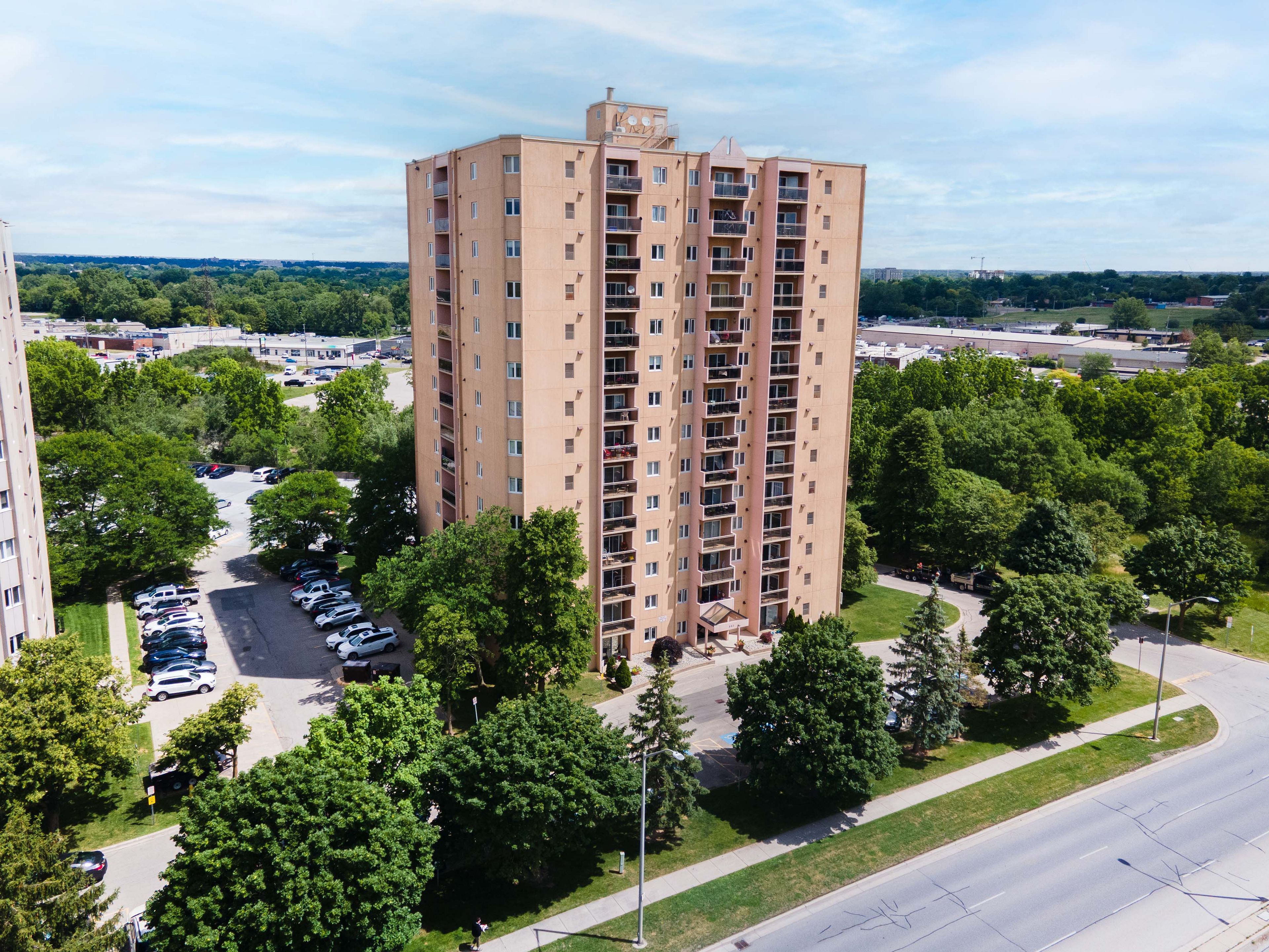 860 Commissioners Road E 1403, London South, On N6c 5y8