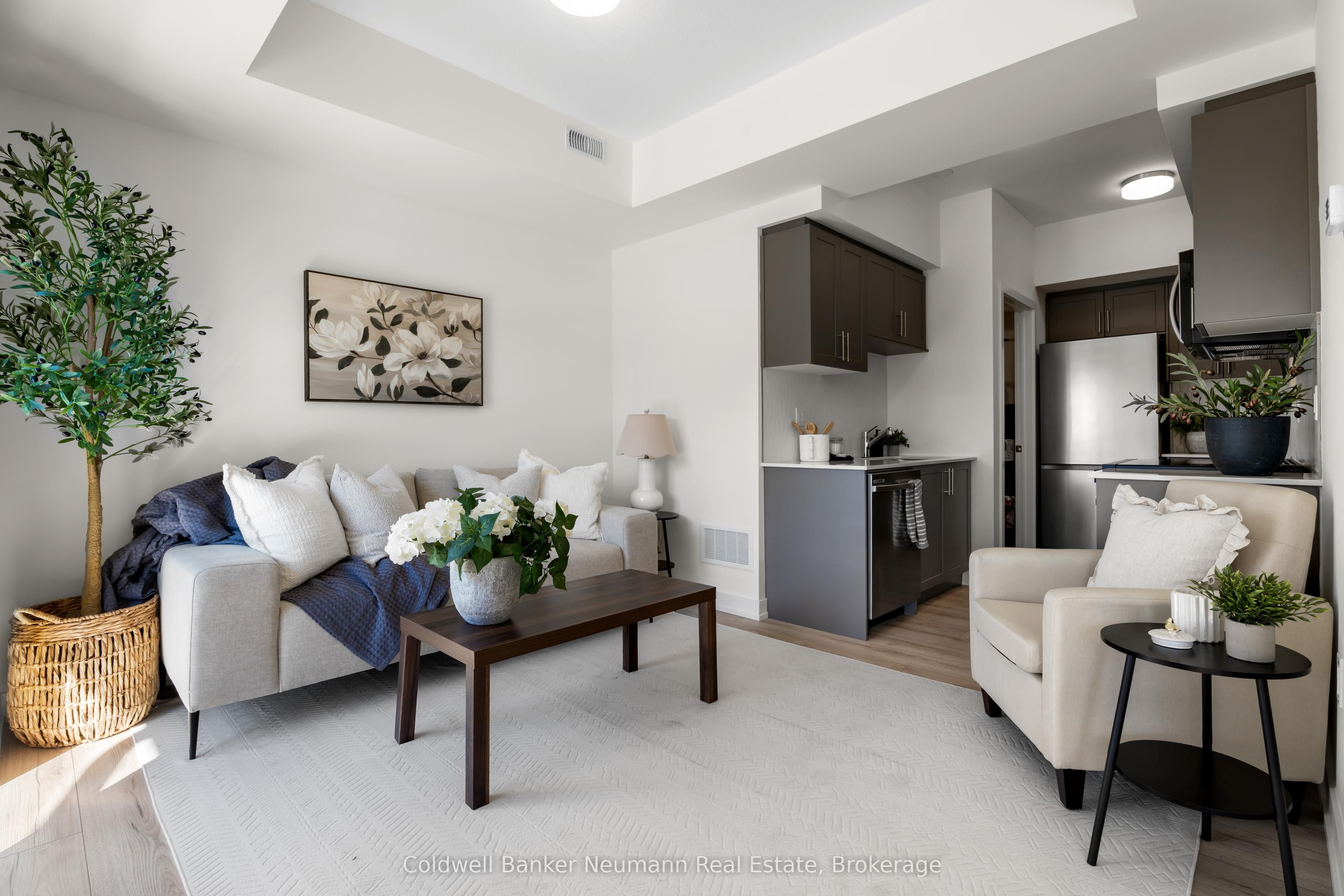 940 St David Street N 51, Centre Wellington, On N1m 0l7