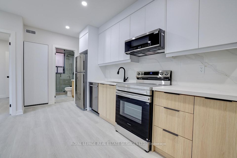 20 Duke Street 21, Hamilton, On L8p 1x1