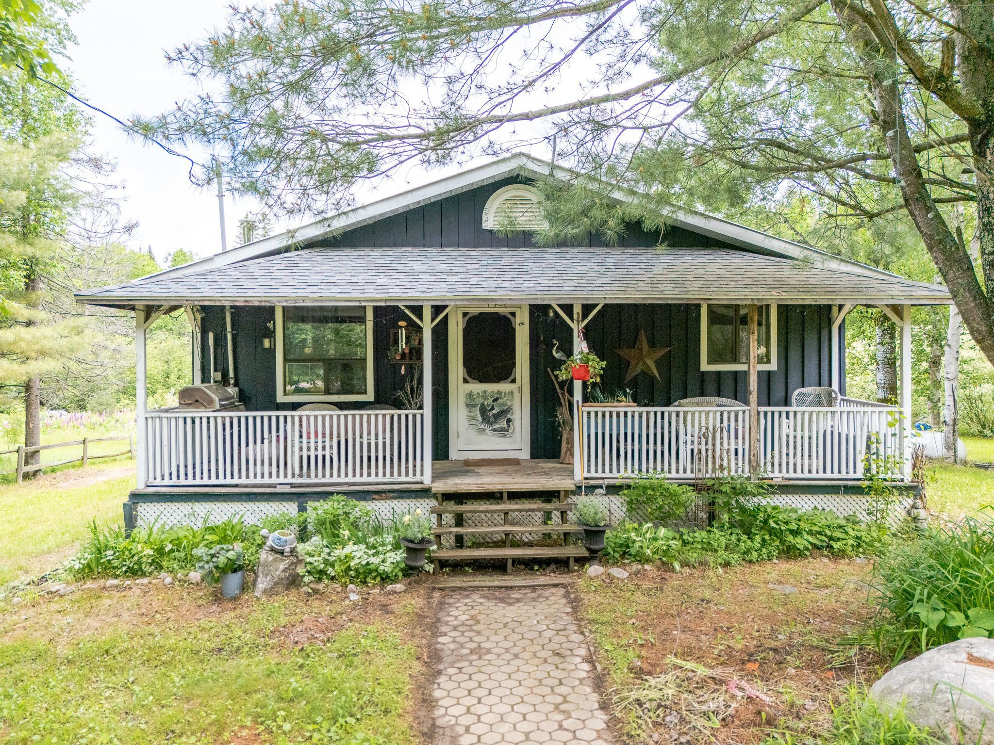 34 Gordon Point Road, Magnetawan, On P0a 1p0