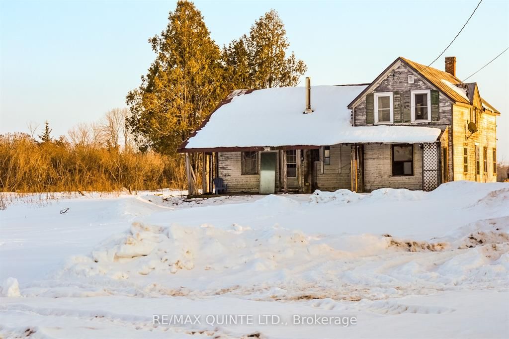 812 Enright Road N, Tyendinaga, On K0k 3a0