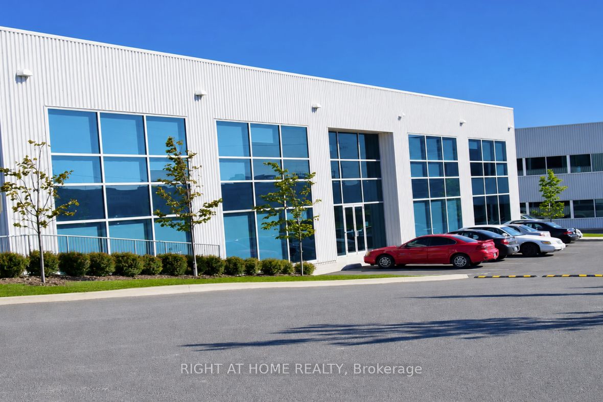 1224 Gardiners Road 101, Kingston, On K7p 0g2
