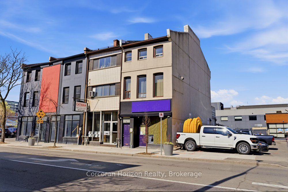 84 John Street S Main, Hamilton, On L8n 2c1